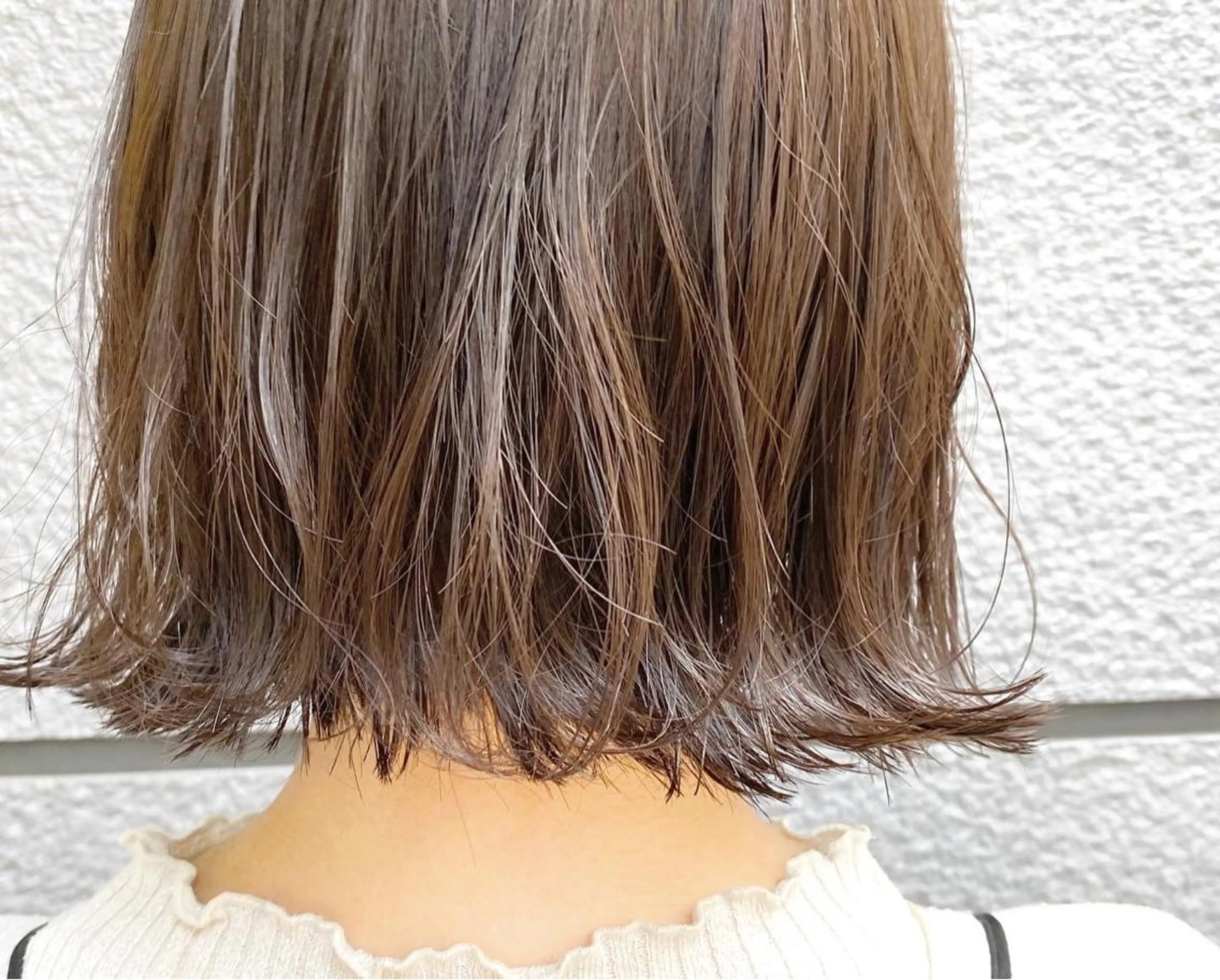 ミディアム 韓国くびれレイヤー 🇰🇷はづきのヘアスタイル