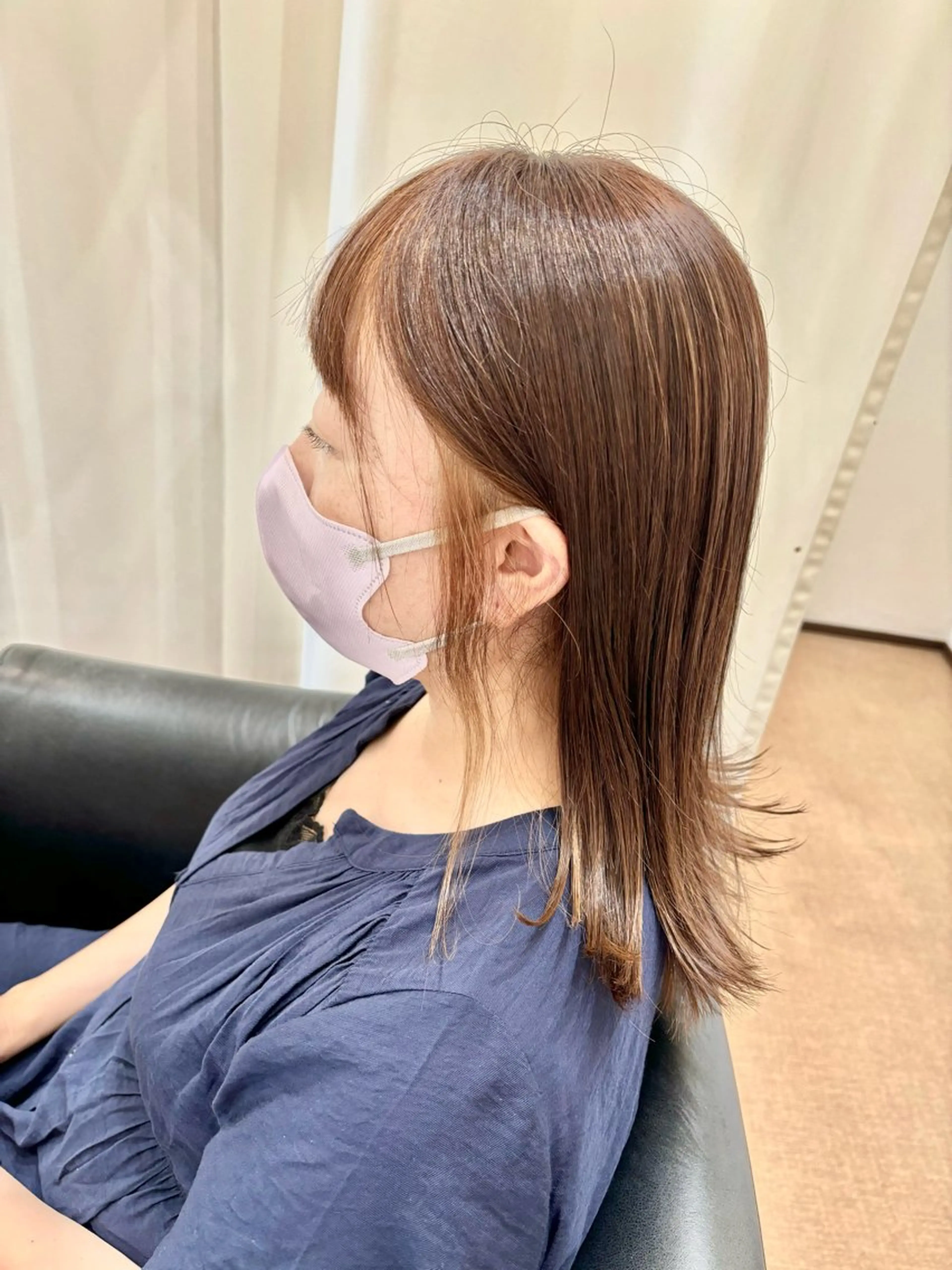 ミディアム カラー ブリーチ イヤリングカラー イルミナカラー ボブ 外ハネヘア 秋山知穂🌸縮毛矯正 ショートお任せ🌸のヘアスタイル