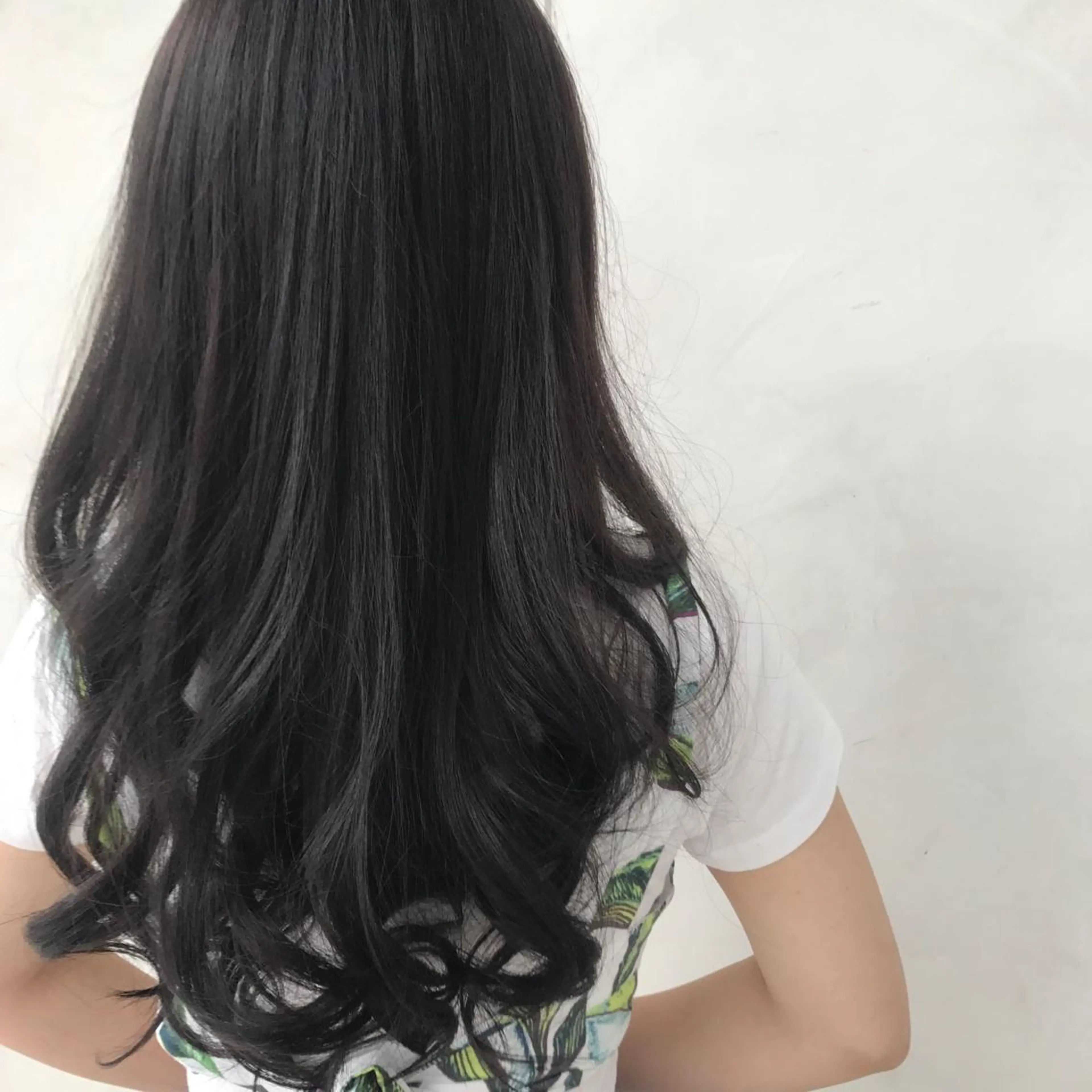 ロング カラー パーマ ヘアアレンジ 鈴木 拓海のヘアスタイル