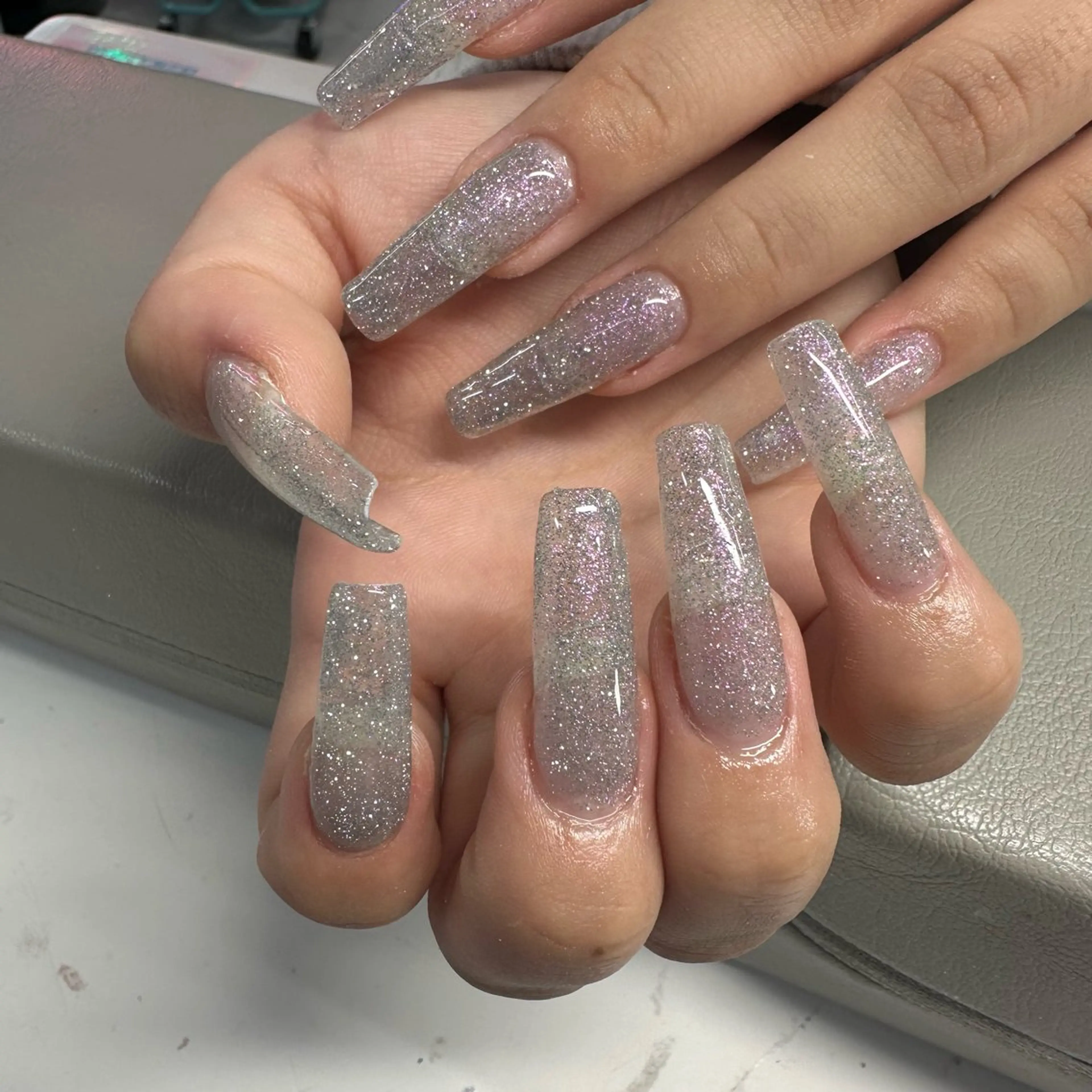 ネイル ラメ(グリッター) ロングネイル WOLTOKYO渋谷 yunaのネイルデザイン