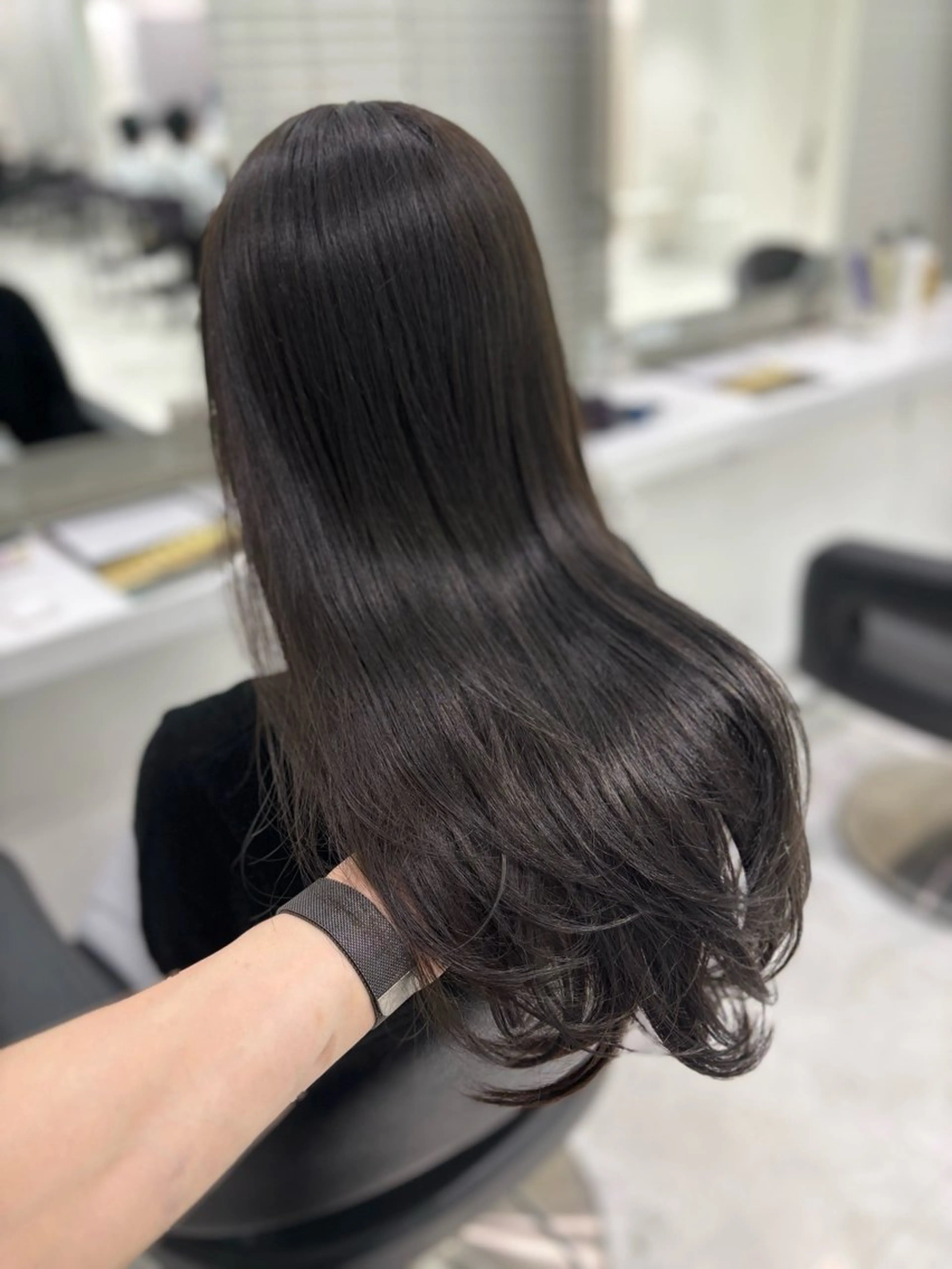 ロング カラー ヘアカラー トリートメント ヘッドスパ ヘアセット ブリーチなし透明感 ×縮毛矯正🤍ユウのヘアスタイル