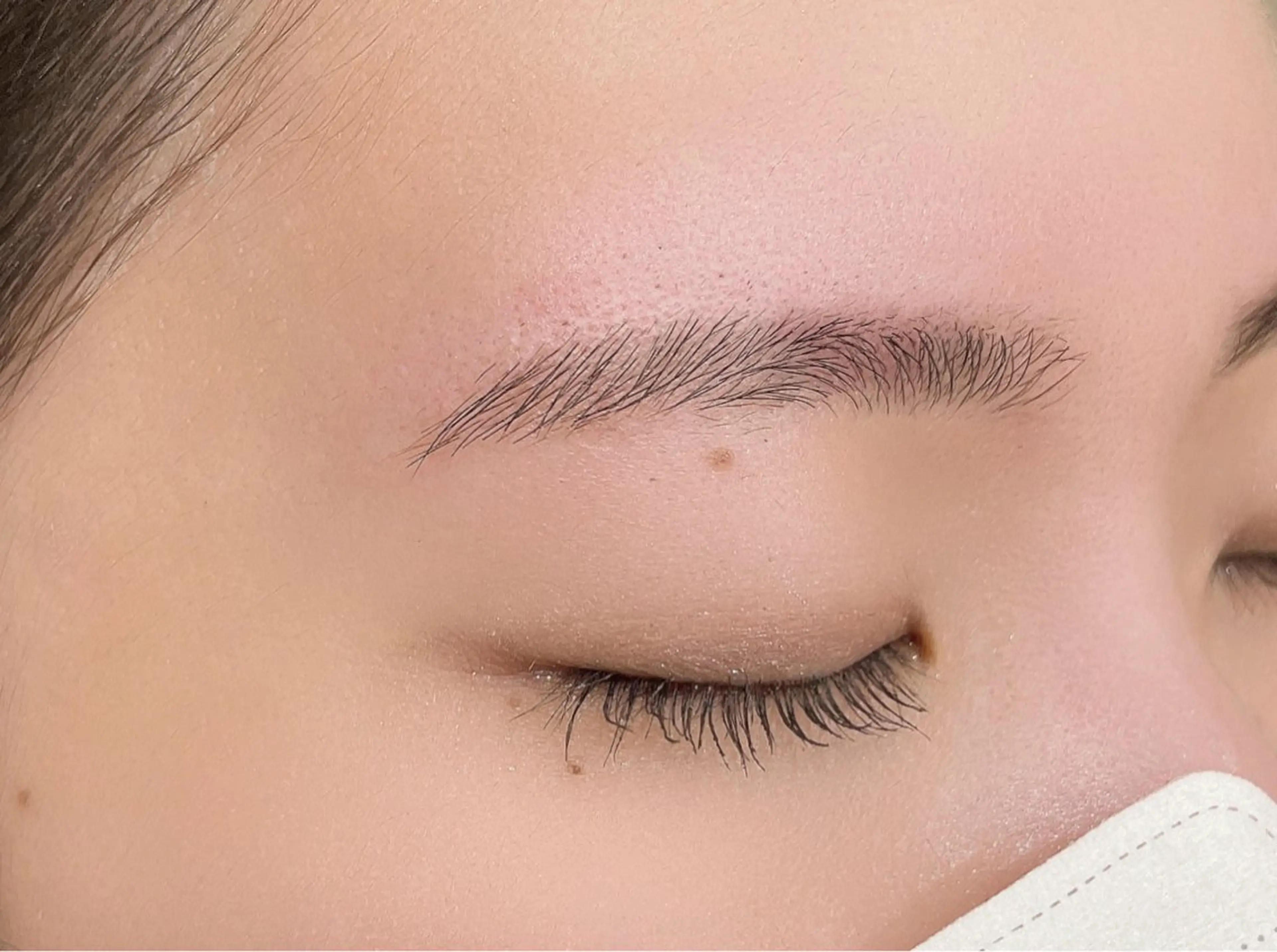 アイブロウ ワックス脱毛 眉カット その他(アイブロウ) une FEMINの眉毛・アイブロウイメージ