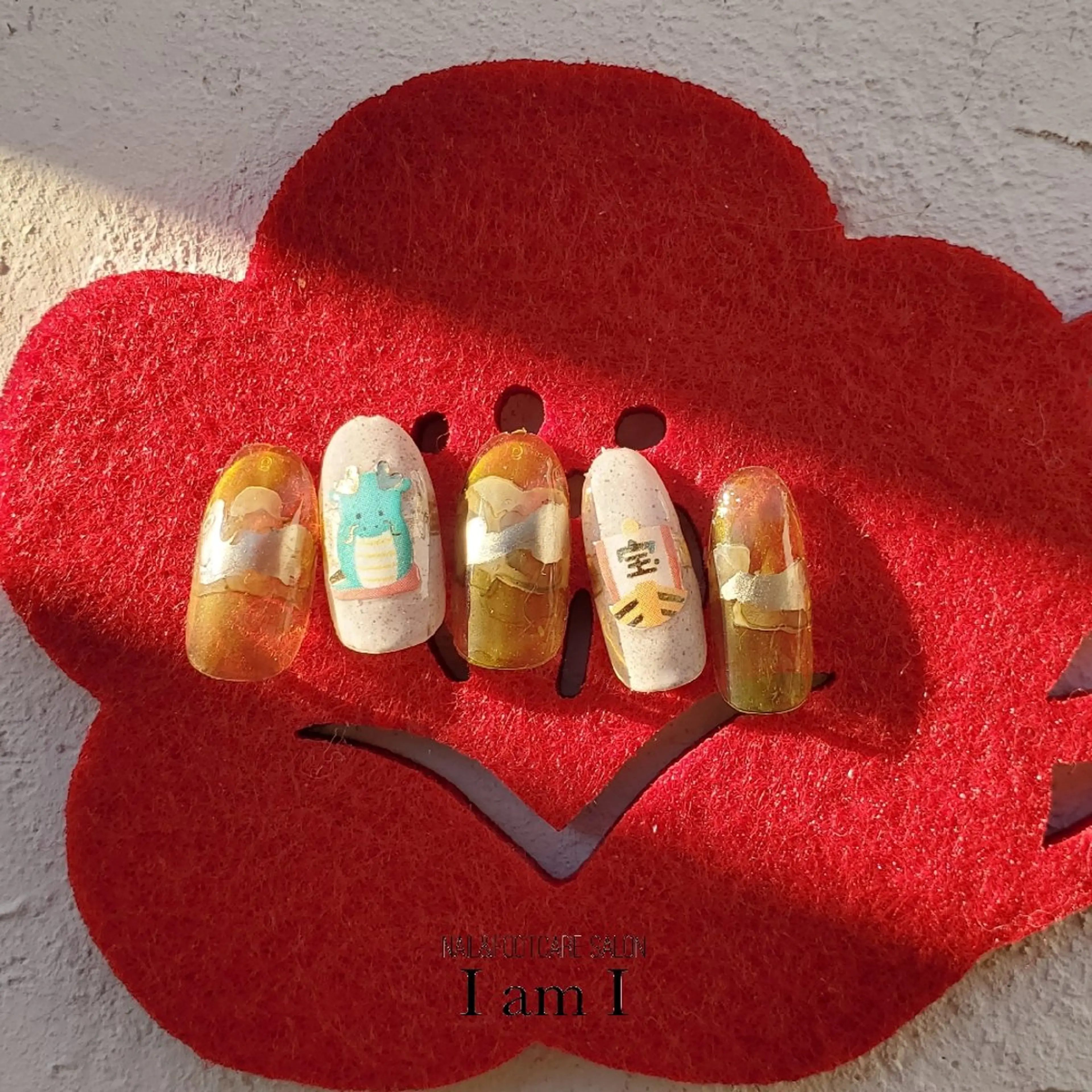 ネイル 成人式 ネイル＆フットケアサロンアイアムアイ所属・ネイリスト モリシタのネイルデザイン