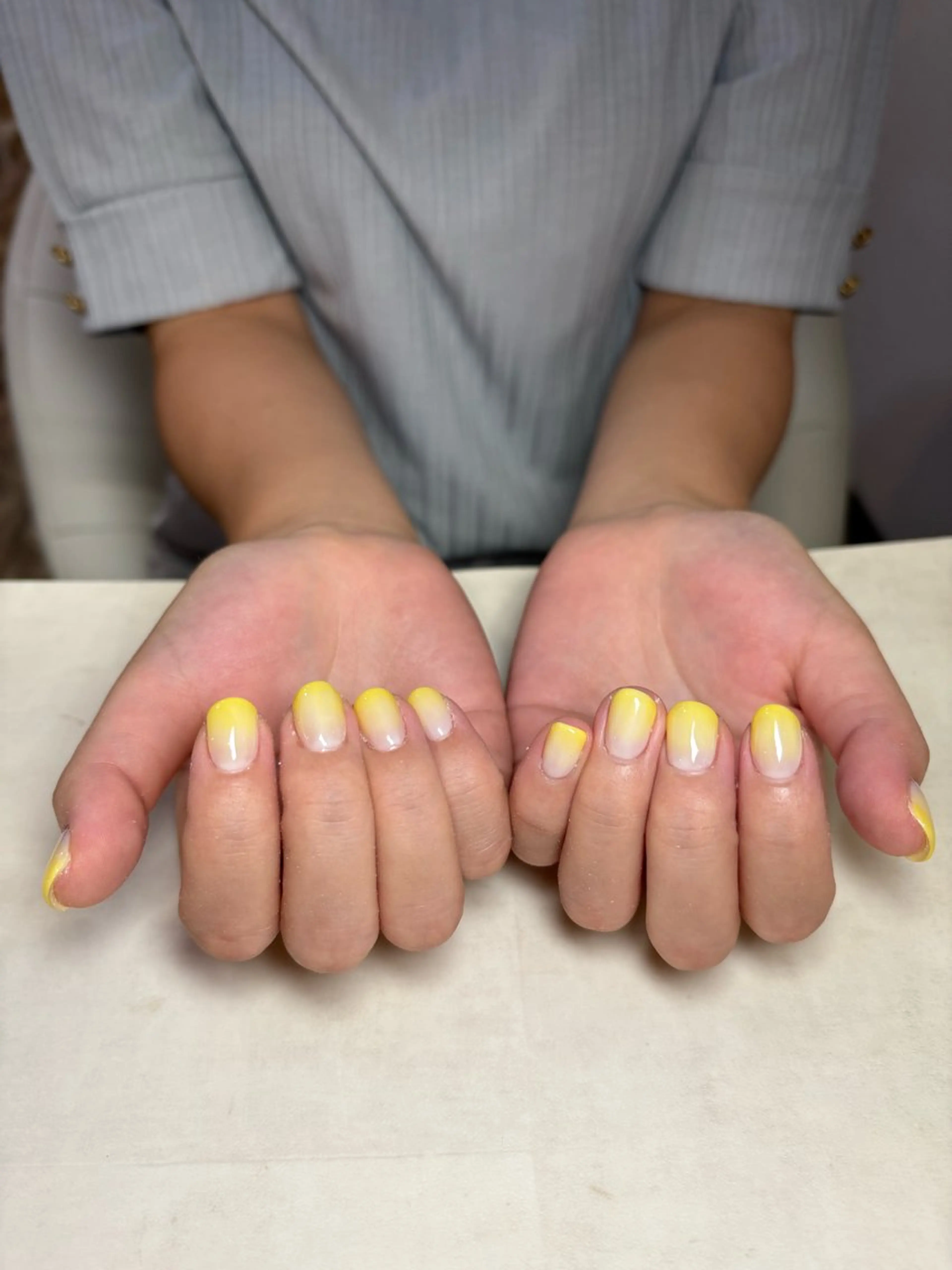 【オフなし】2色カラグラ(新規¥6480/再来¥6980)の写真