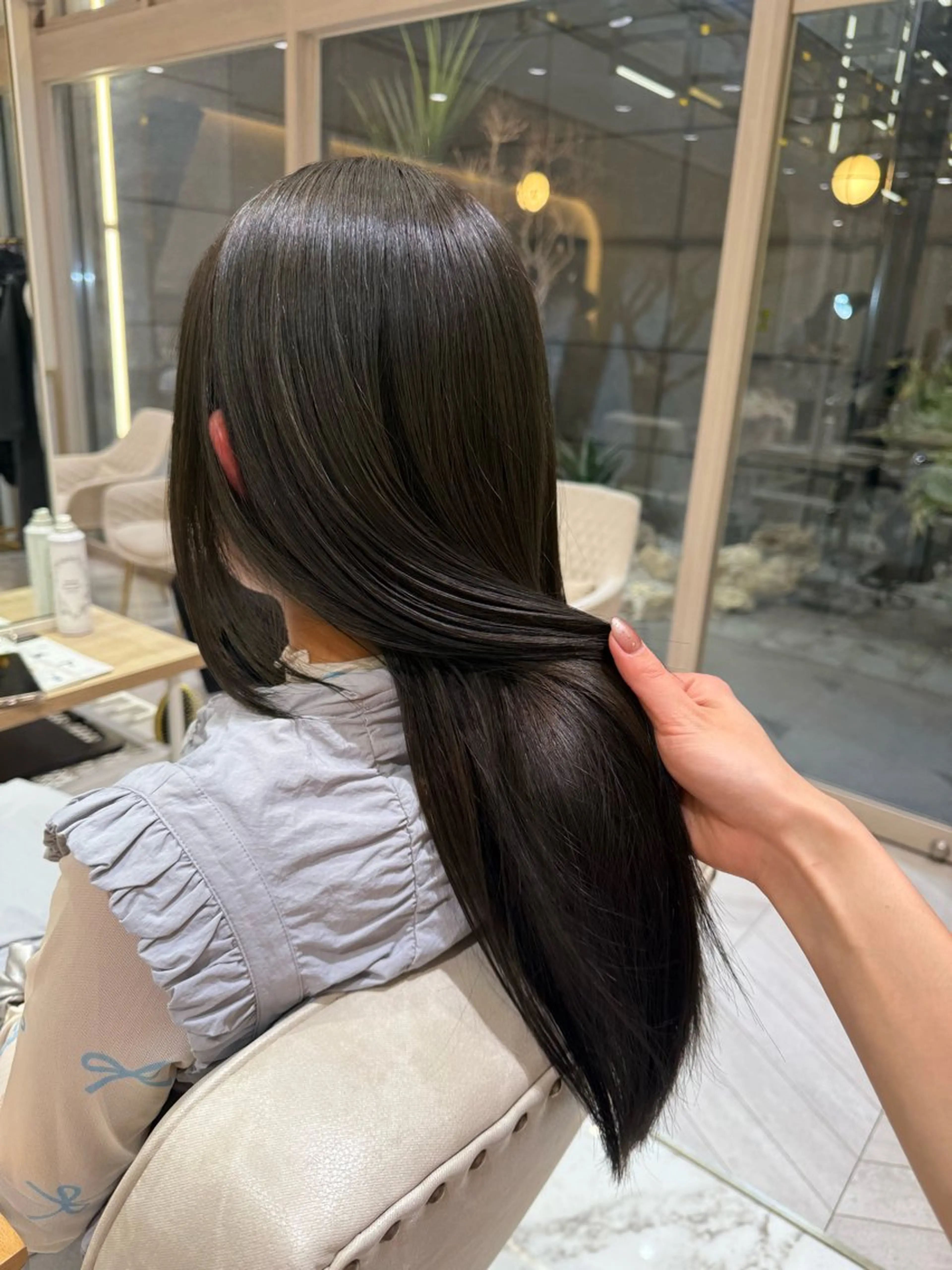 ロング レイヤーカット カット ヘアカラー トリートメント hina☺︎ 髪質改善/ストレートのヘアスタイル