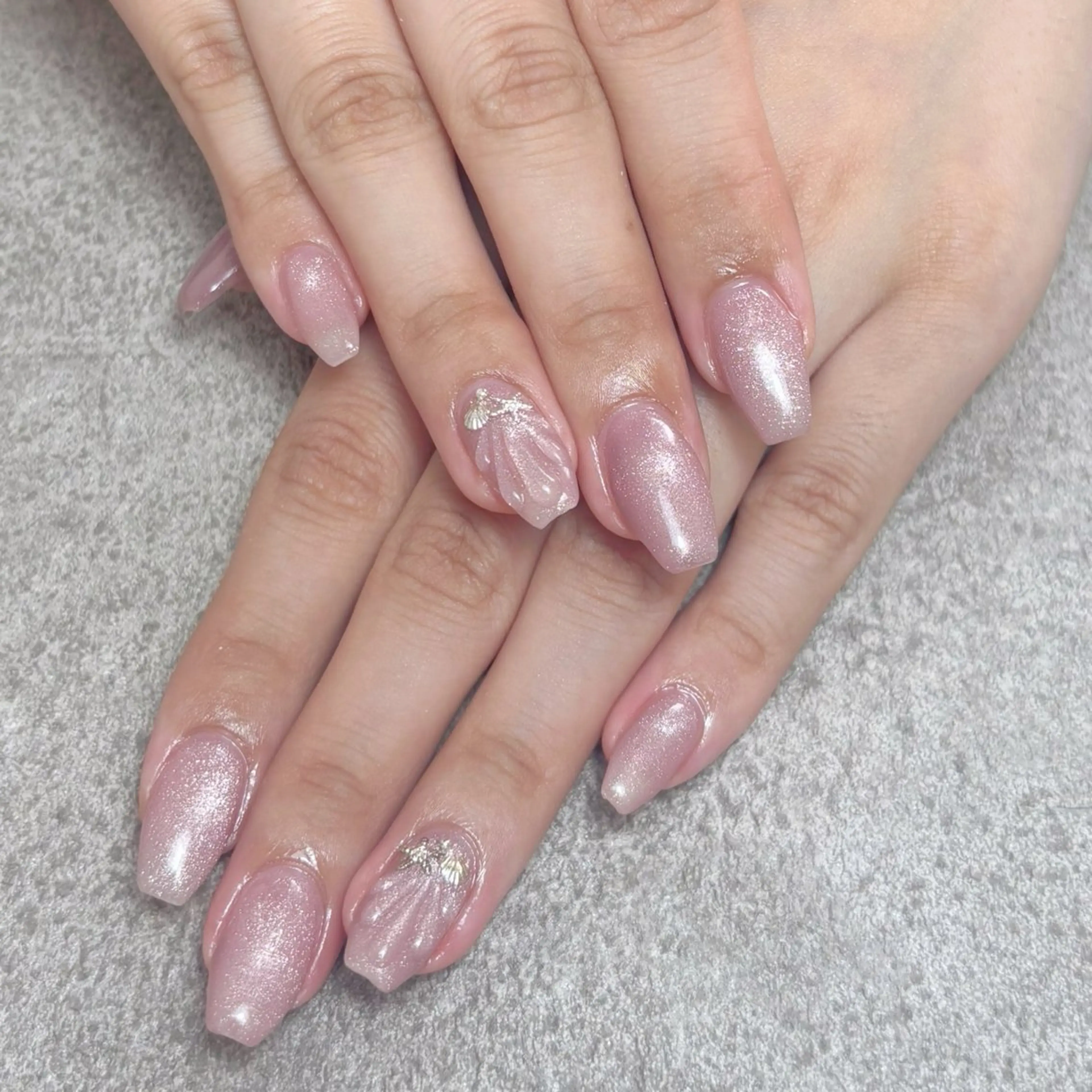 ネイル ハンドネイル nailroom DIASOMNIAのネイルデザイン