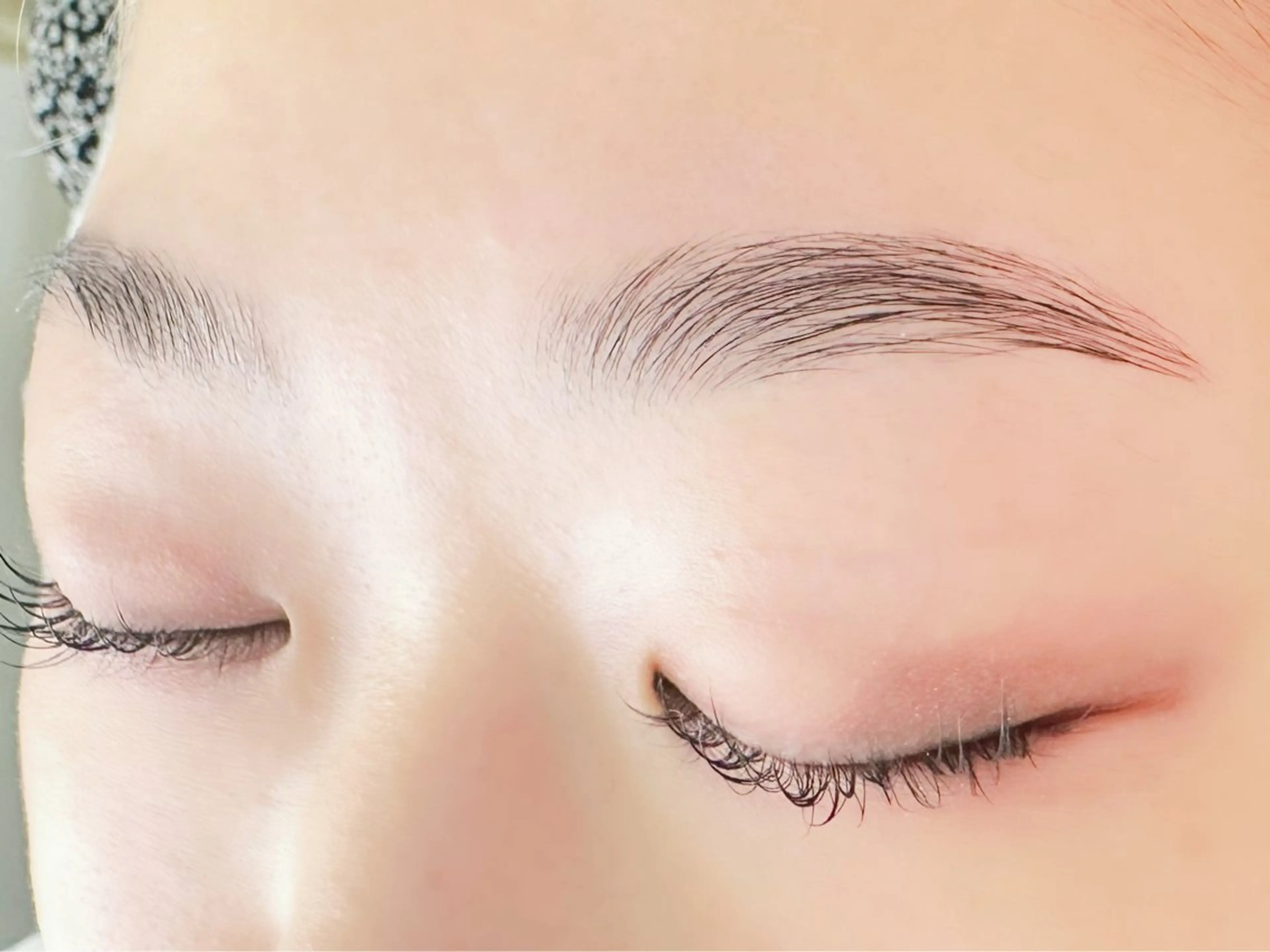 アイブロウ ステラマリス 梅田のマツエク・マツパデザイン