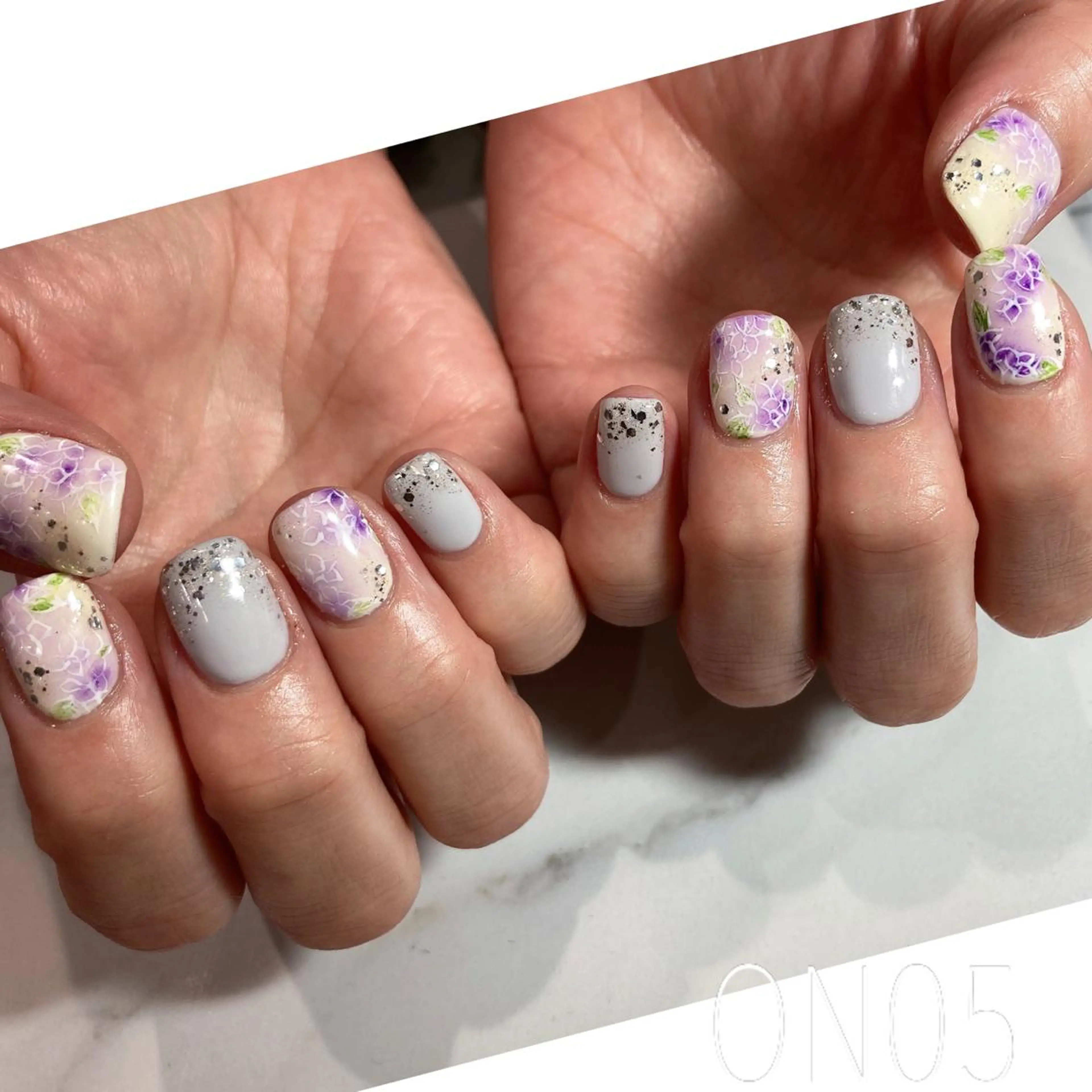 ネイル 園 寛子 （ネイリスト）のネイルデザイン