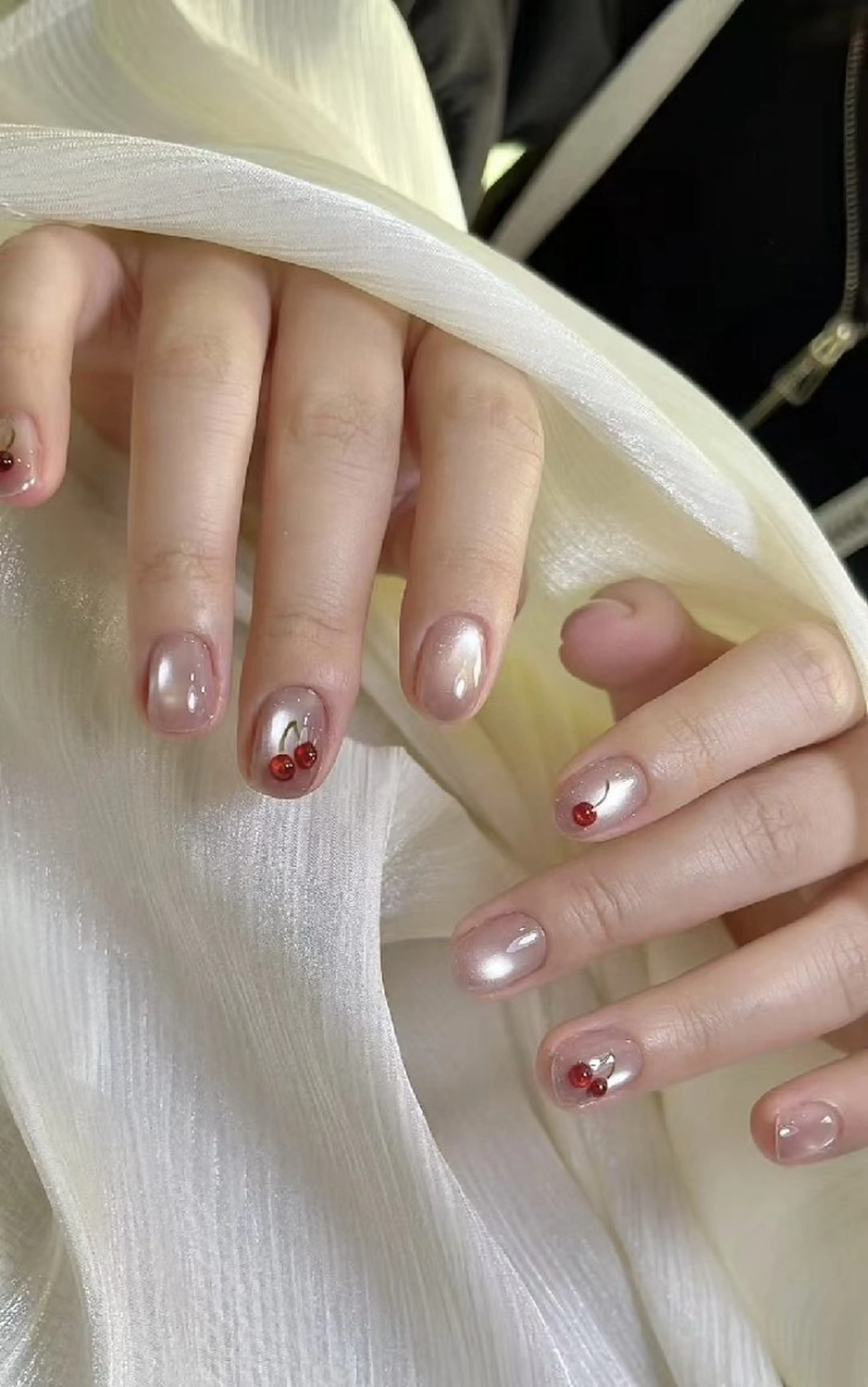 ネイル nail salon recess所属・山下 百合のネイルデザイン