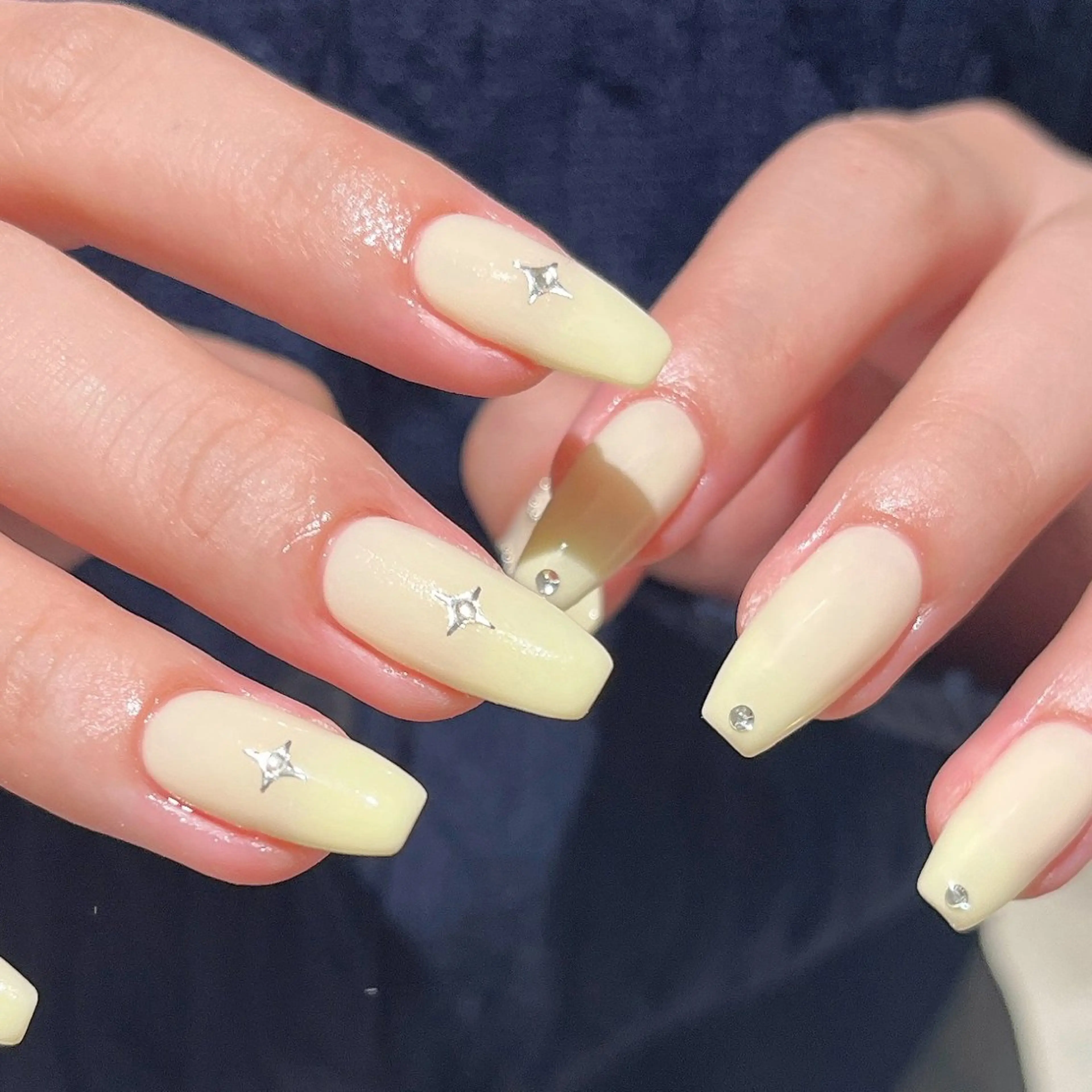ネイル prunelle【she nail studio内】所属・prunelle .のネイルデザイン