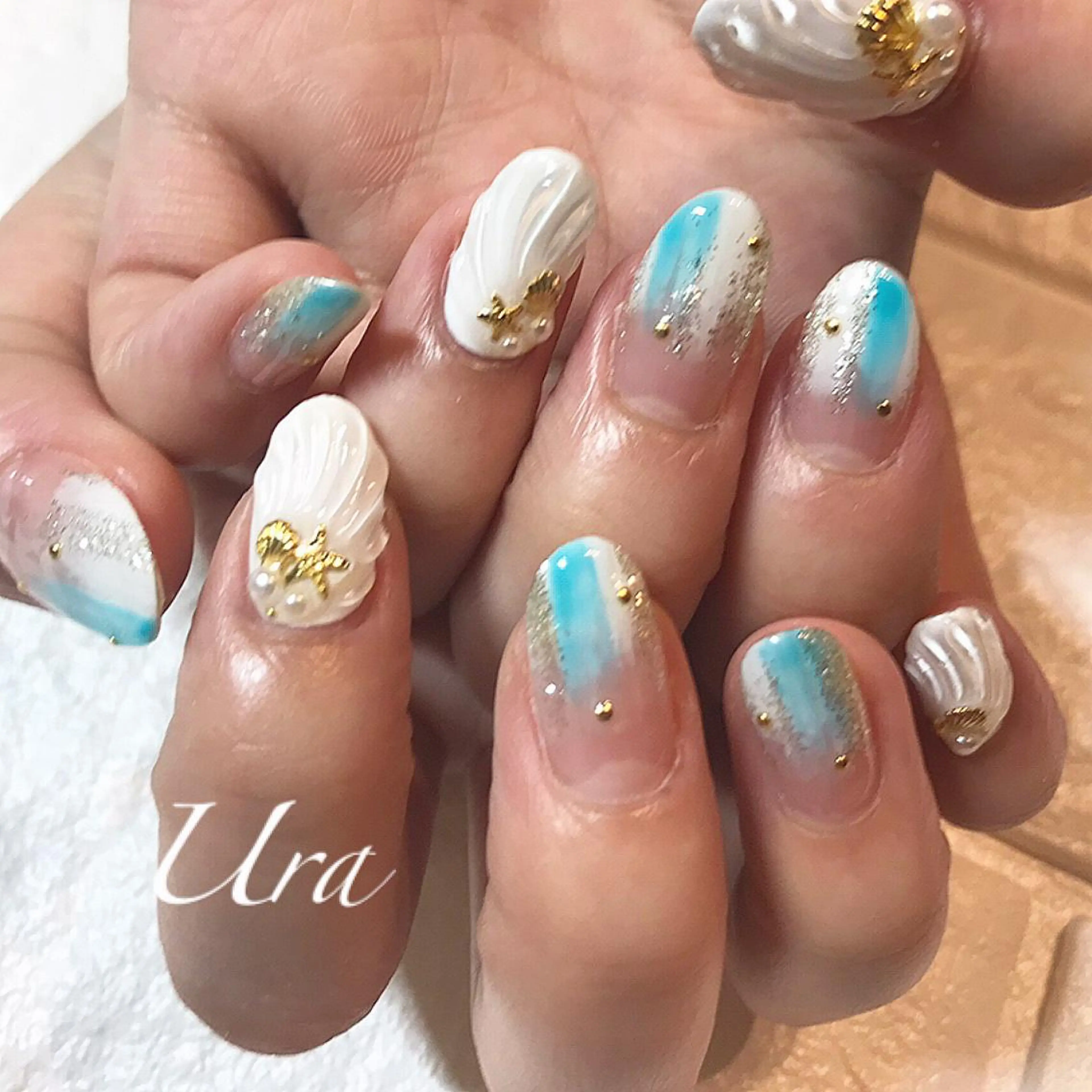 ネイル UrakoNail 《nail》のネイルデザイン