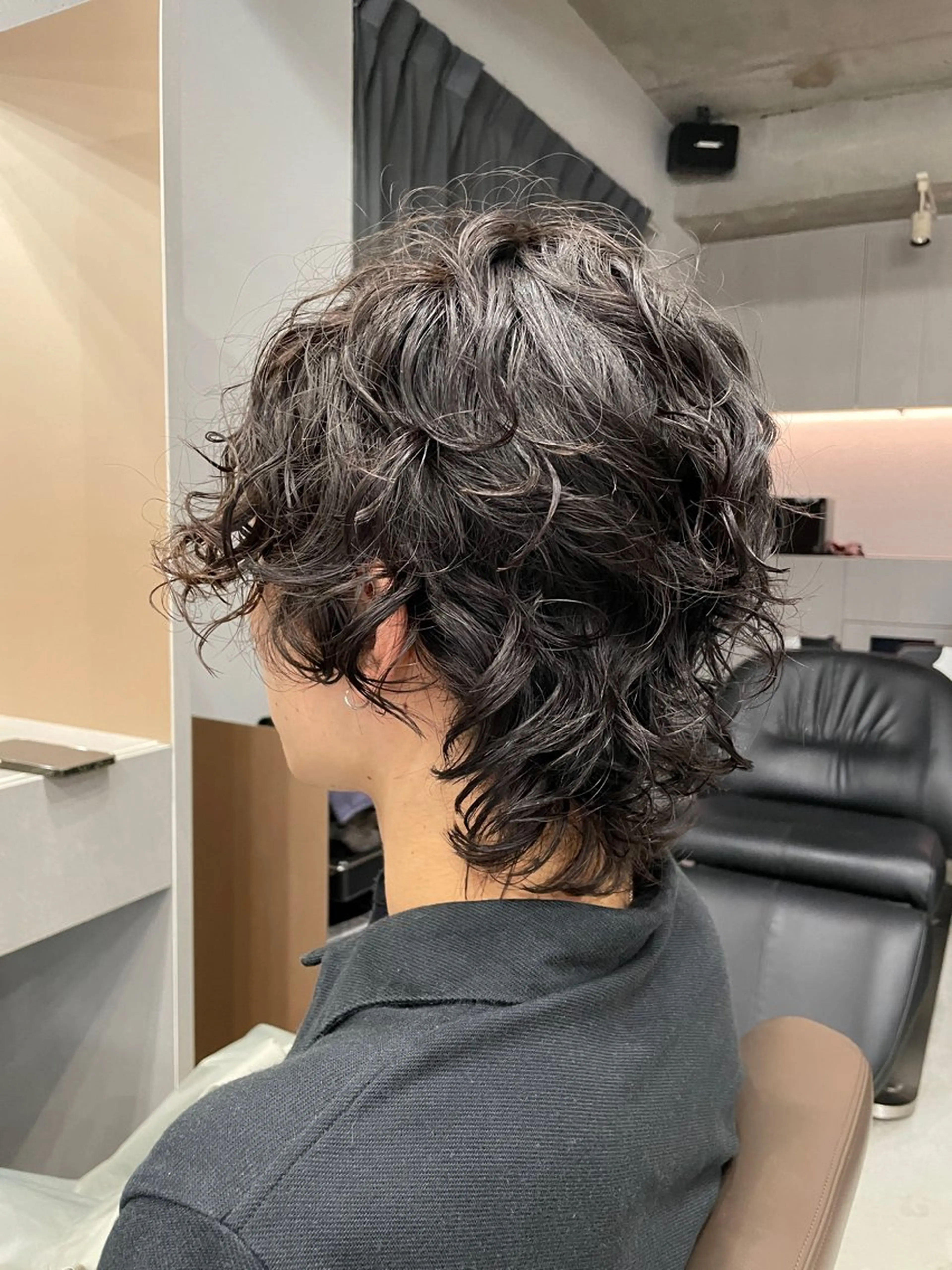 ショート カラー パーマ メンズ カット ヘアカラー トリートメント 表参道/髪質改善・ 透明感 colorのヘアスタイル