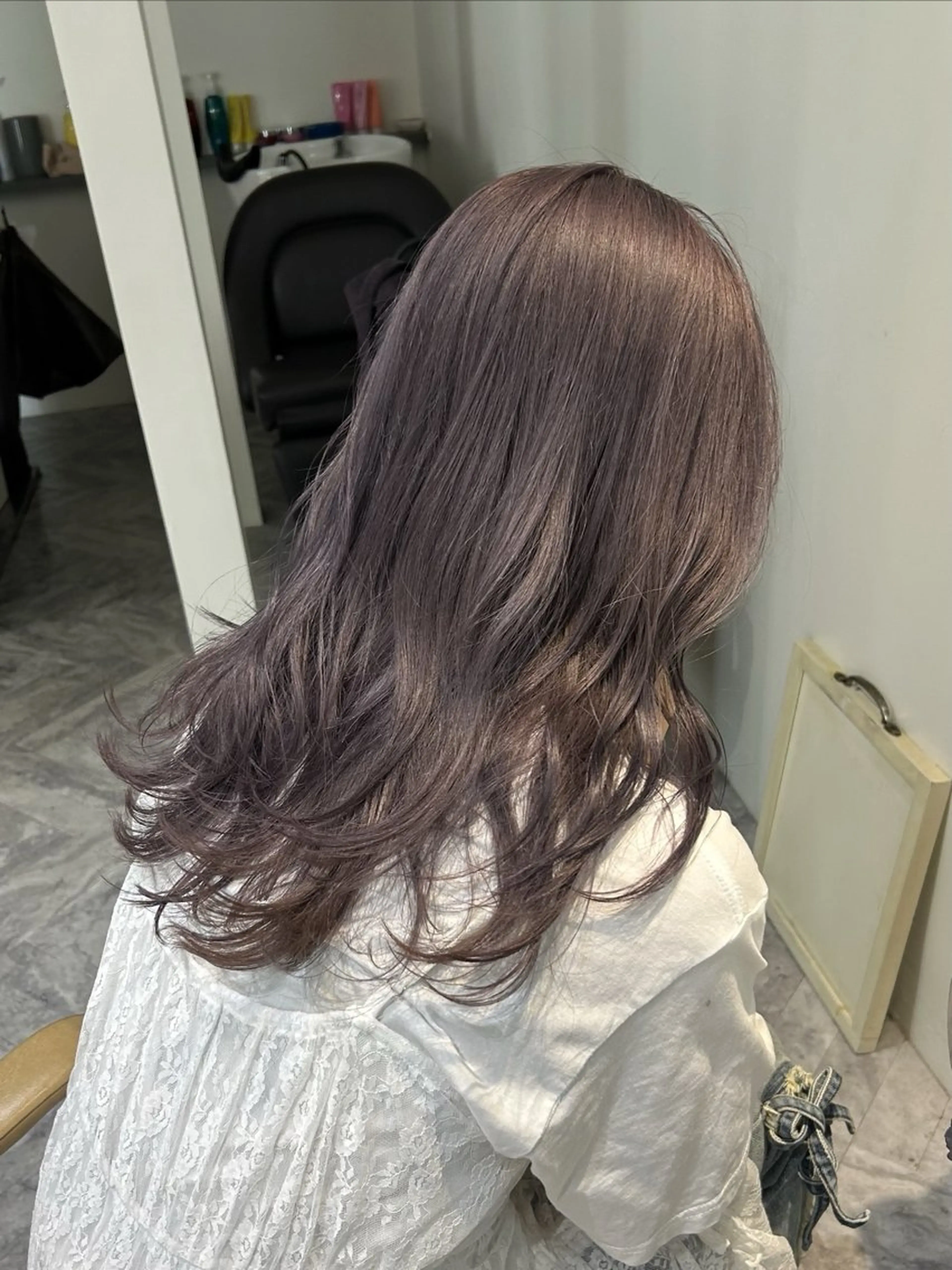 セミロング カラー ヘアカラー トリートメント じゅわっと暖色カラー 🍊Moemiのヘアスタイル