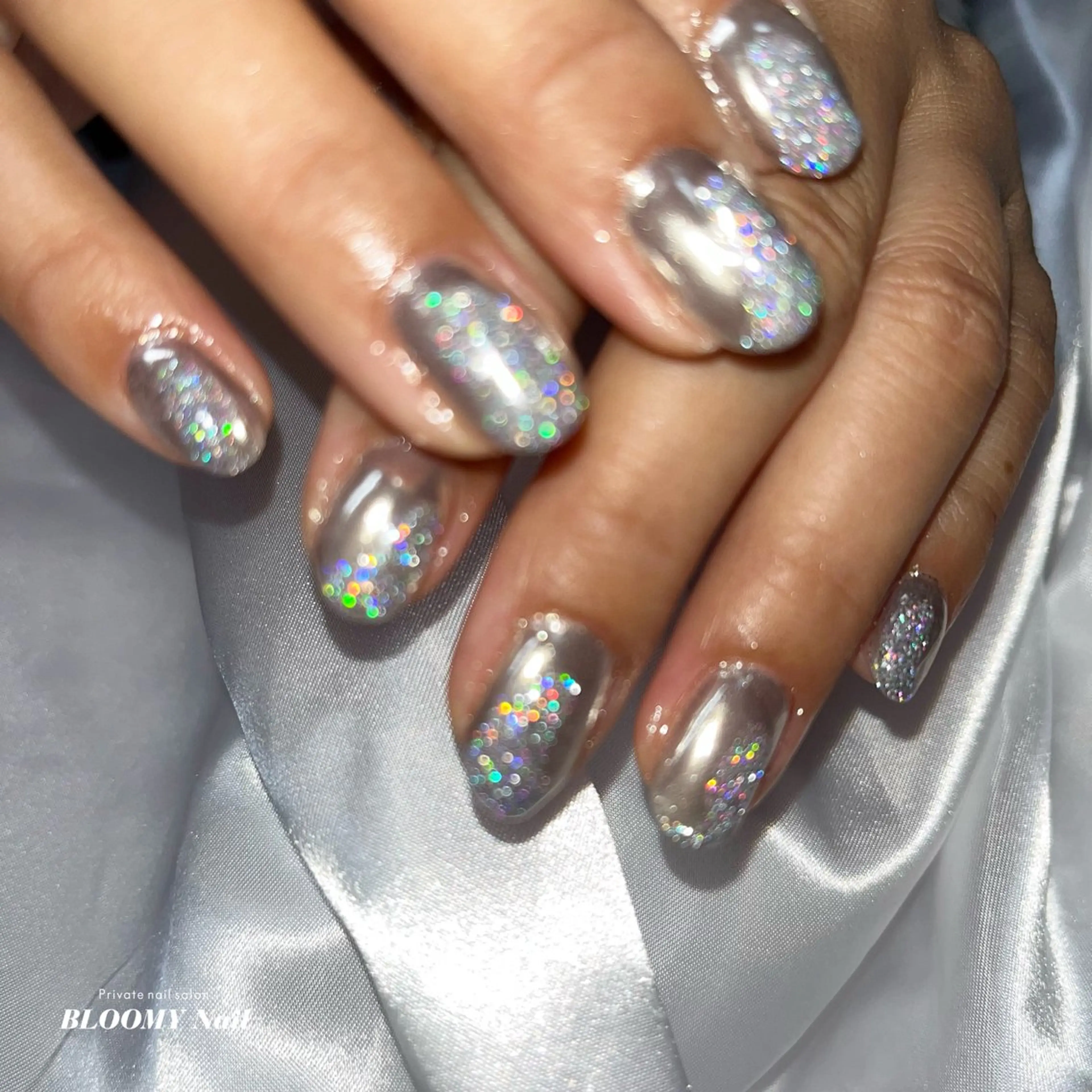 ネイル フラッシュネイル ミラーネイル 持ち込み ぷっくりネイル BLOOMY nailのネイルデザイン