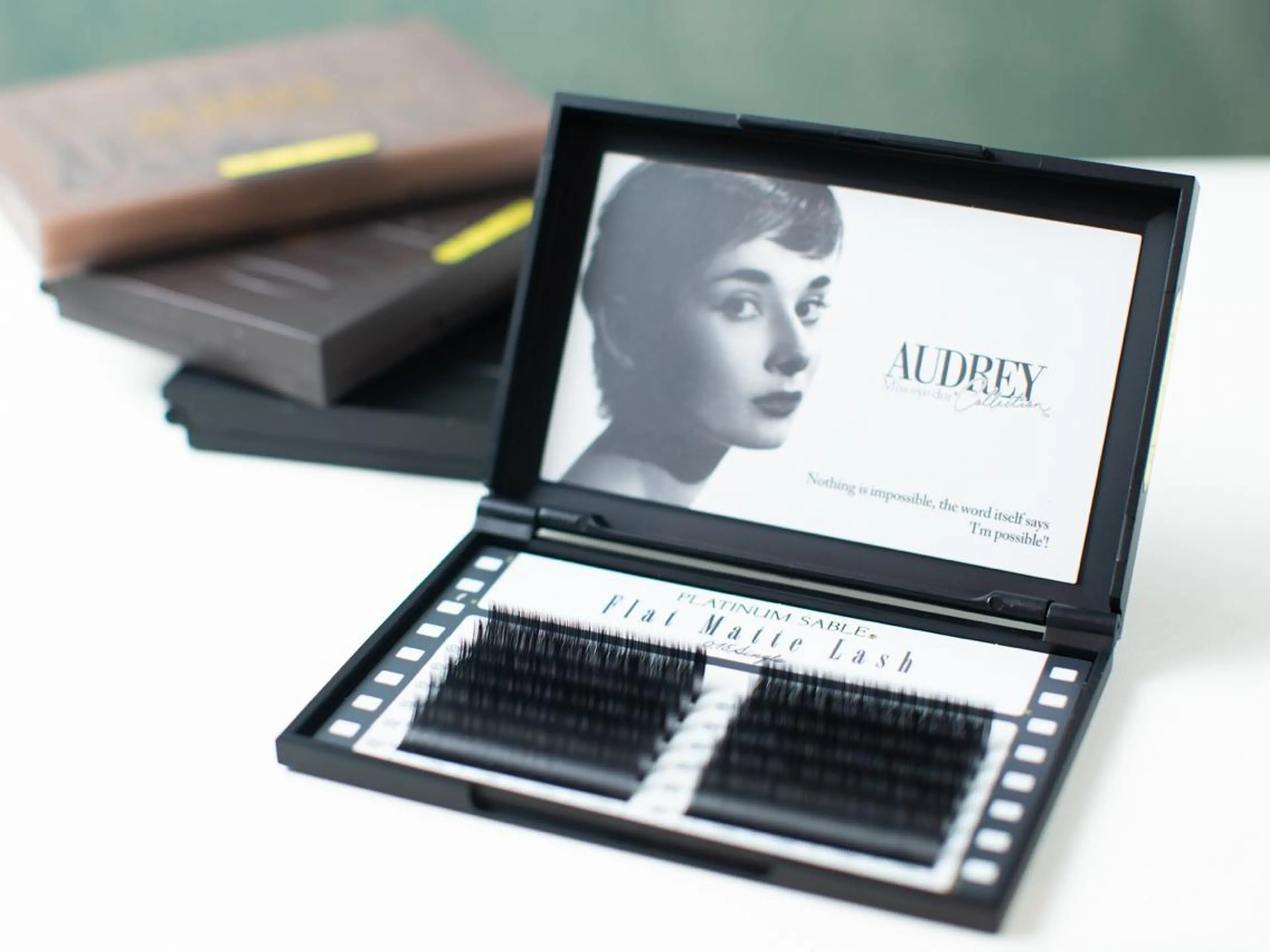 マツエク・マツパ フラットラッシュ ITO  渡邉柚花 /束感/眉毛のマツエク・マツパデザイン