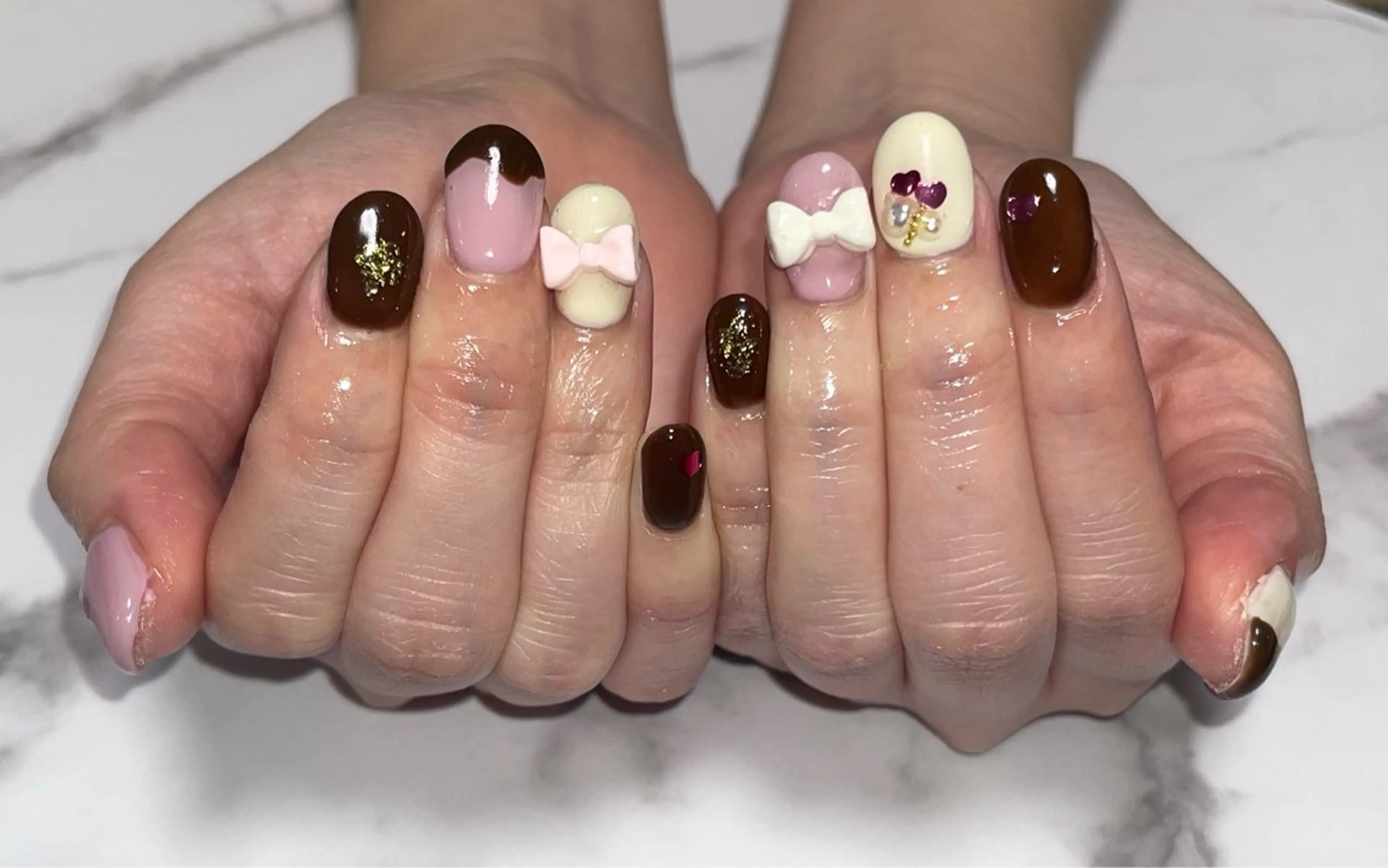 ネイル バレンタイン ハンドネイル ArcoIris所属・Arco Iris 告瑠莉のネイルデザイン