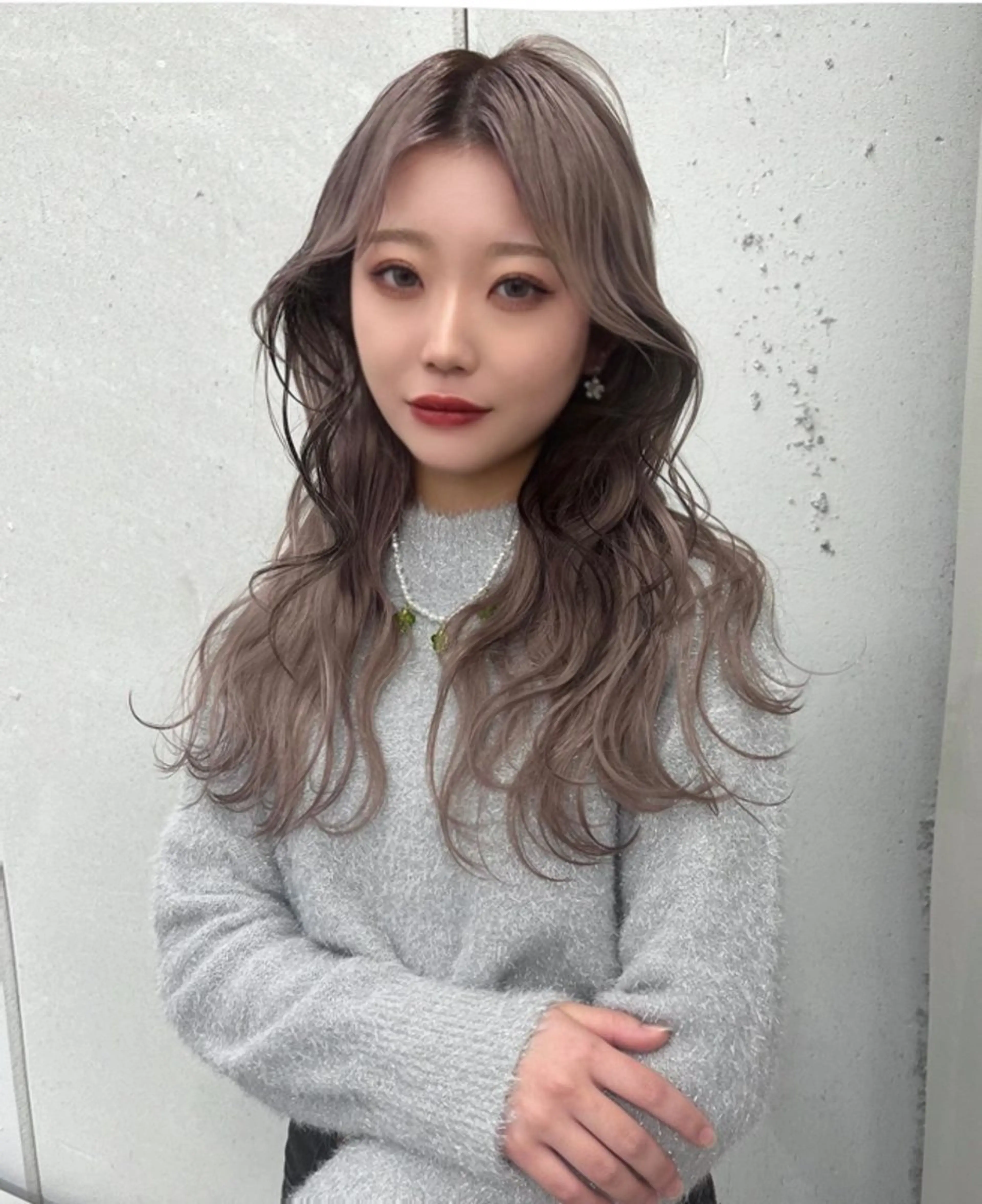 ロング カラー カット ヘアカラー トリートメント 韓国/レイヤー/ 透明感🩶ひかる🩶のヘアスタイル