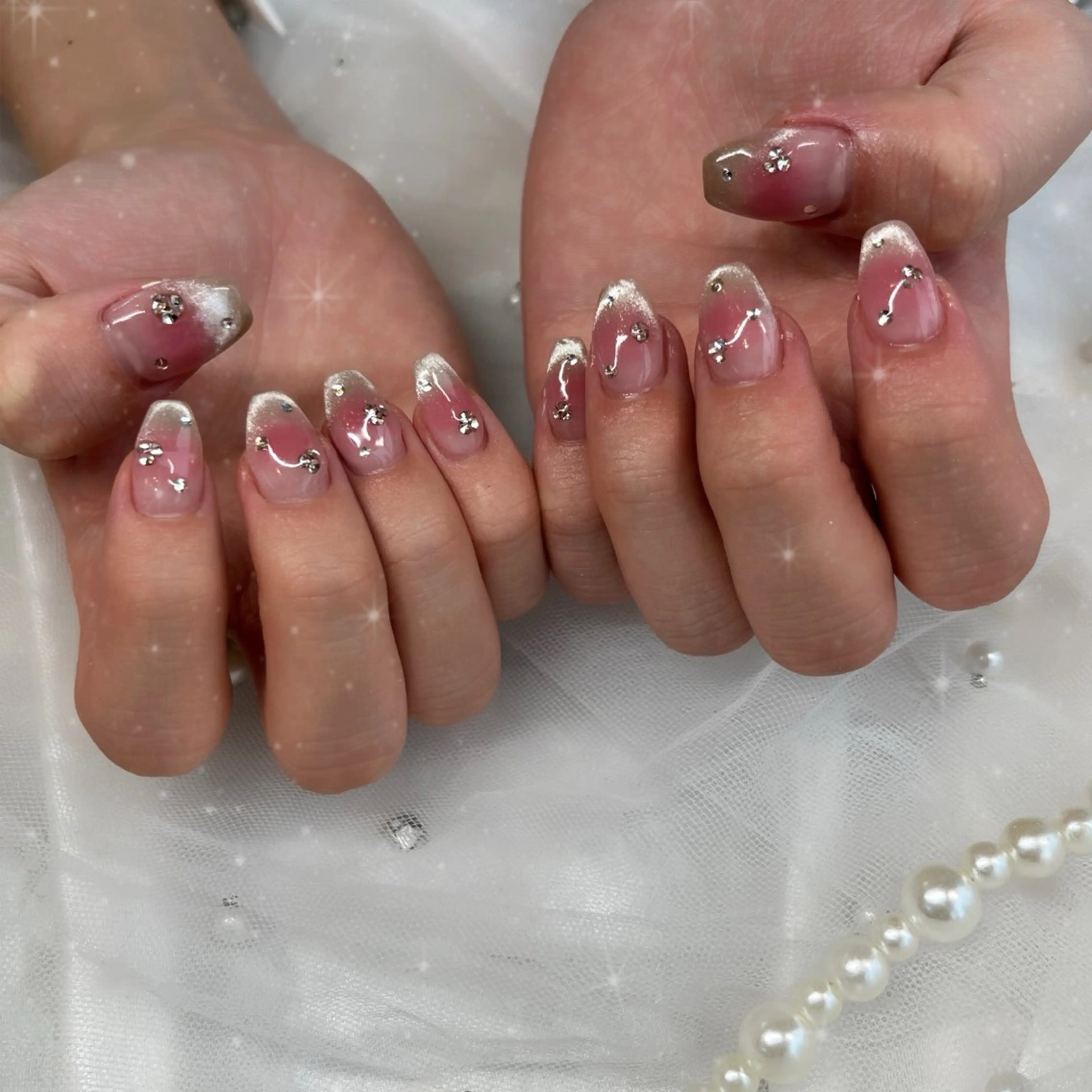 ネイル チークネイル キラキラネイル ハンドネイル ブルーデイジー栄本店所属・BlueDaisy 栄本店のネイルデザイン