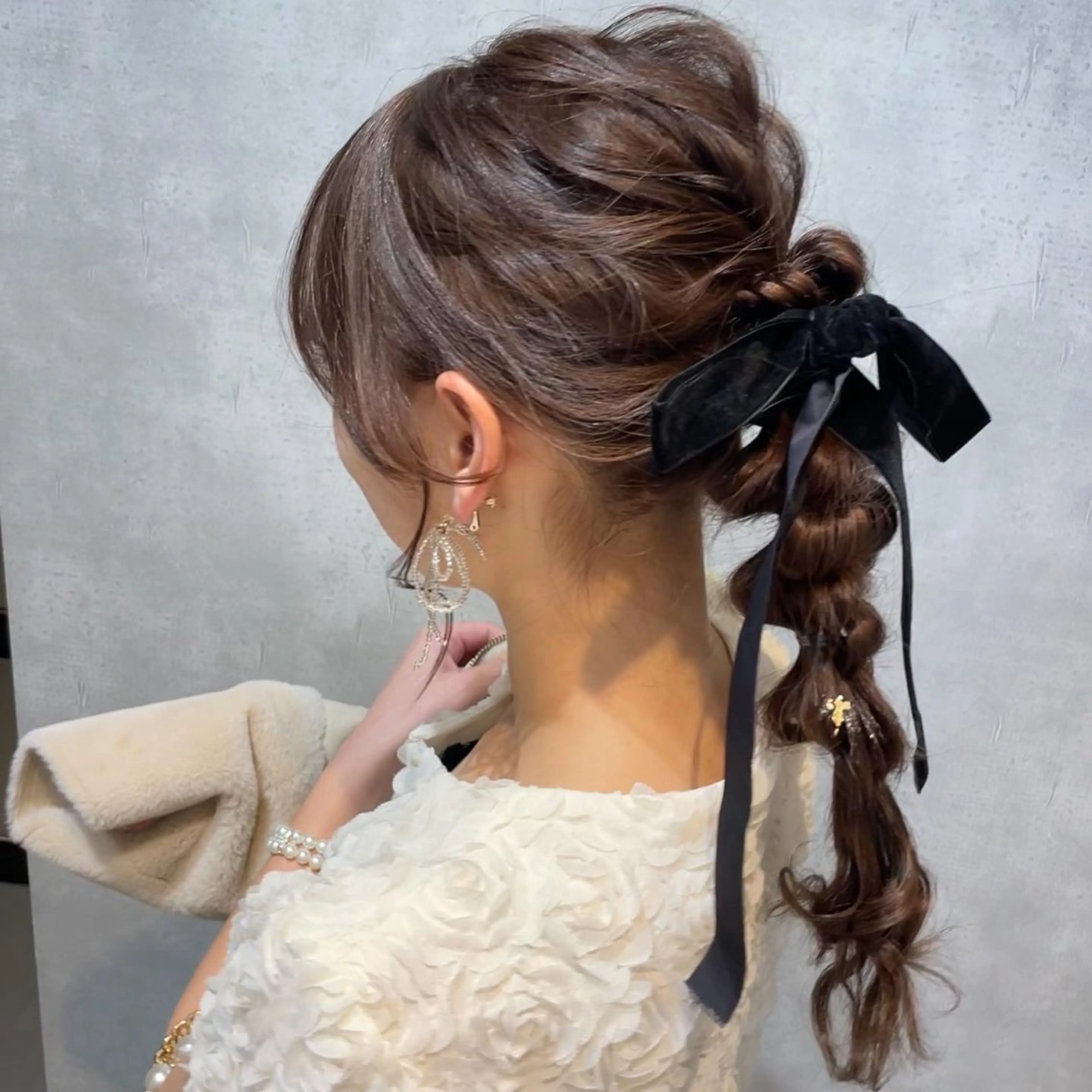ヘアアレンジ🎀🫧　（髪飾りなど持参可能✨）金箔やキラキラスプレーはご用意しております◎の写真