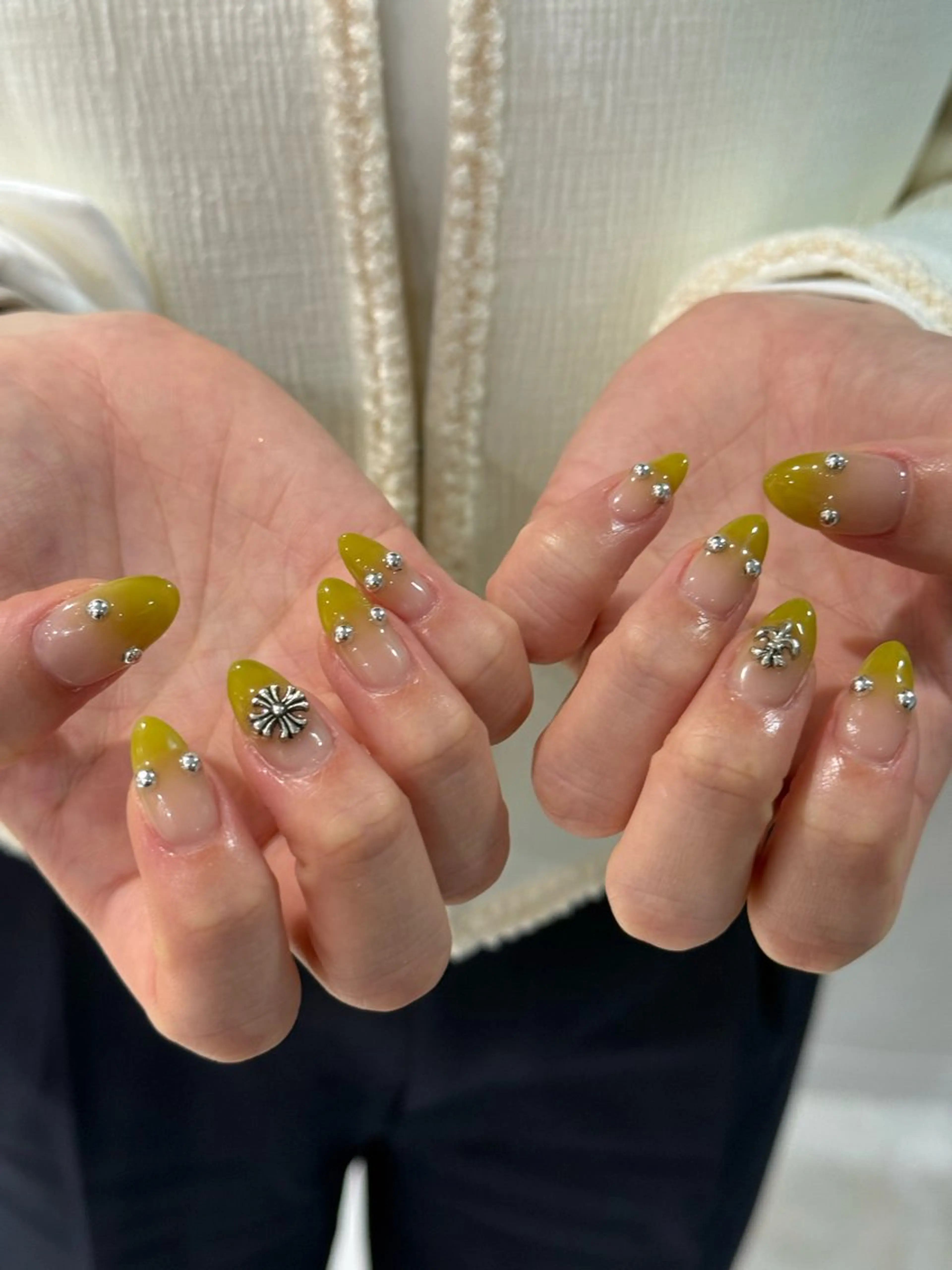 ネイル ハンドネイル LICO HAIR&RELAXATION名駅店所属・airi 🤍のネイルデザイン