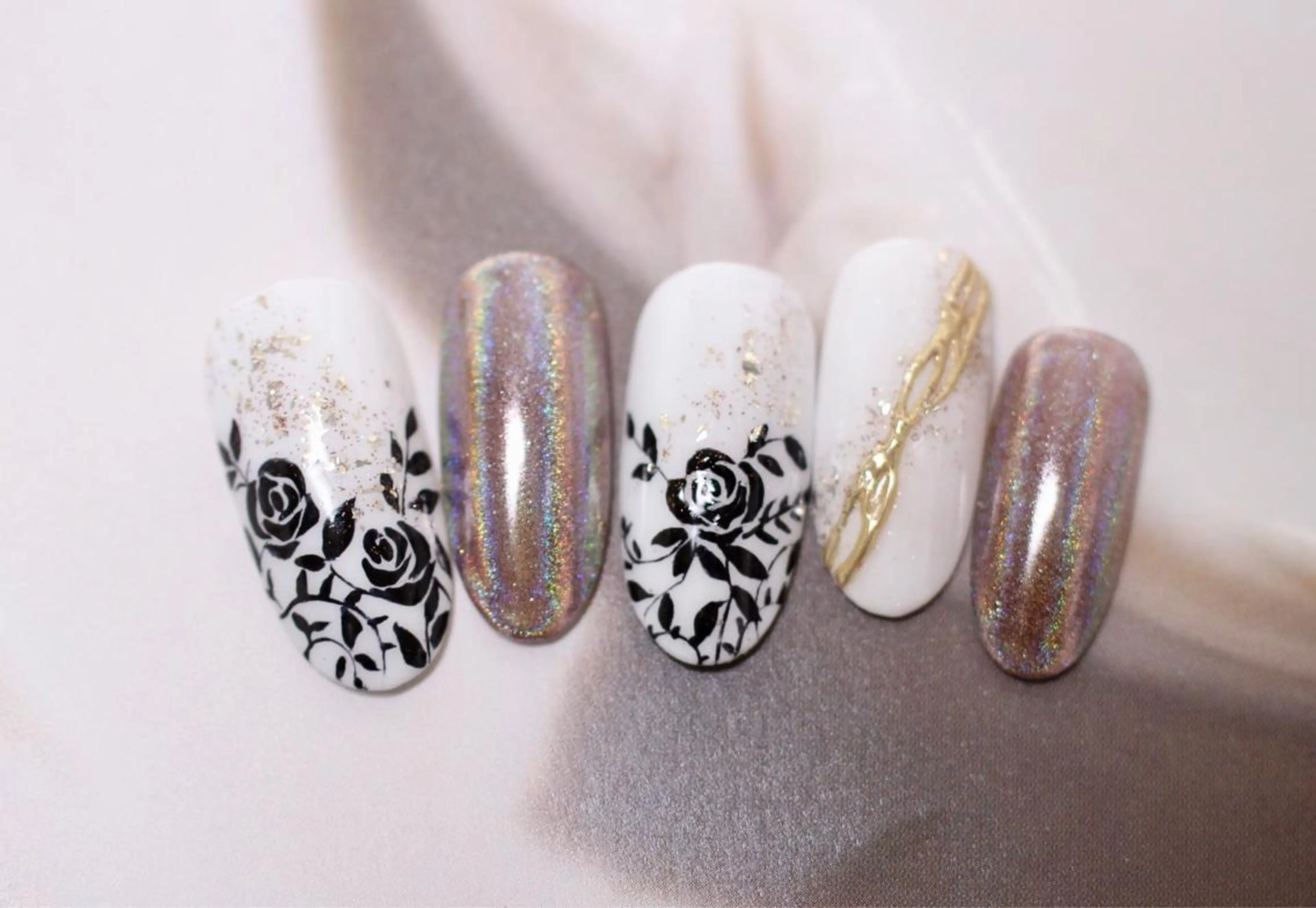 ネイル ジェルネイル ママリンド　志村坂上店所属・しみ えんのネイルデザイン