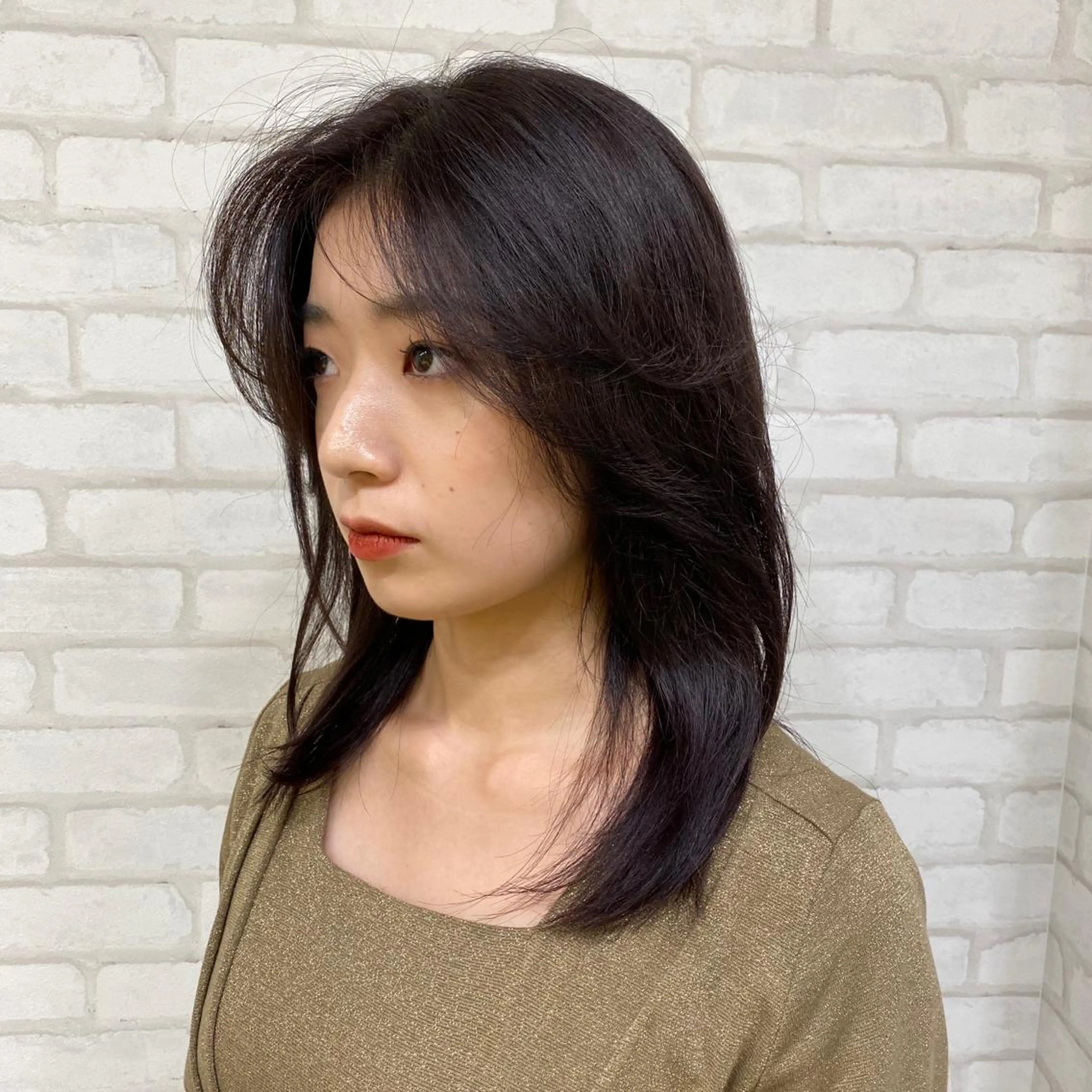 ミディアム カラー abilita AZUSAのヘアスタイル