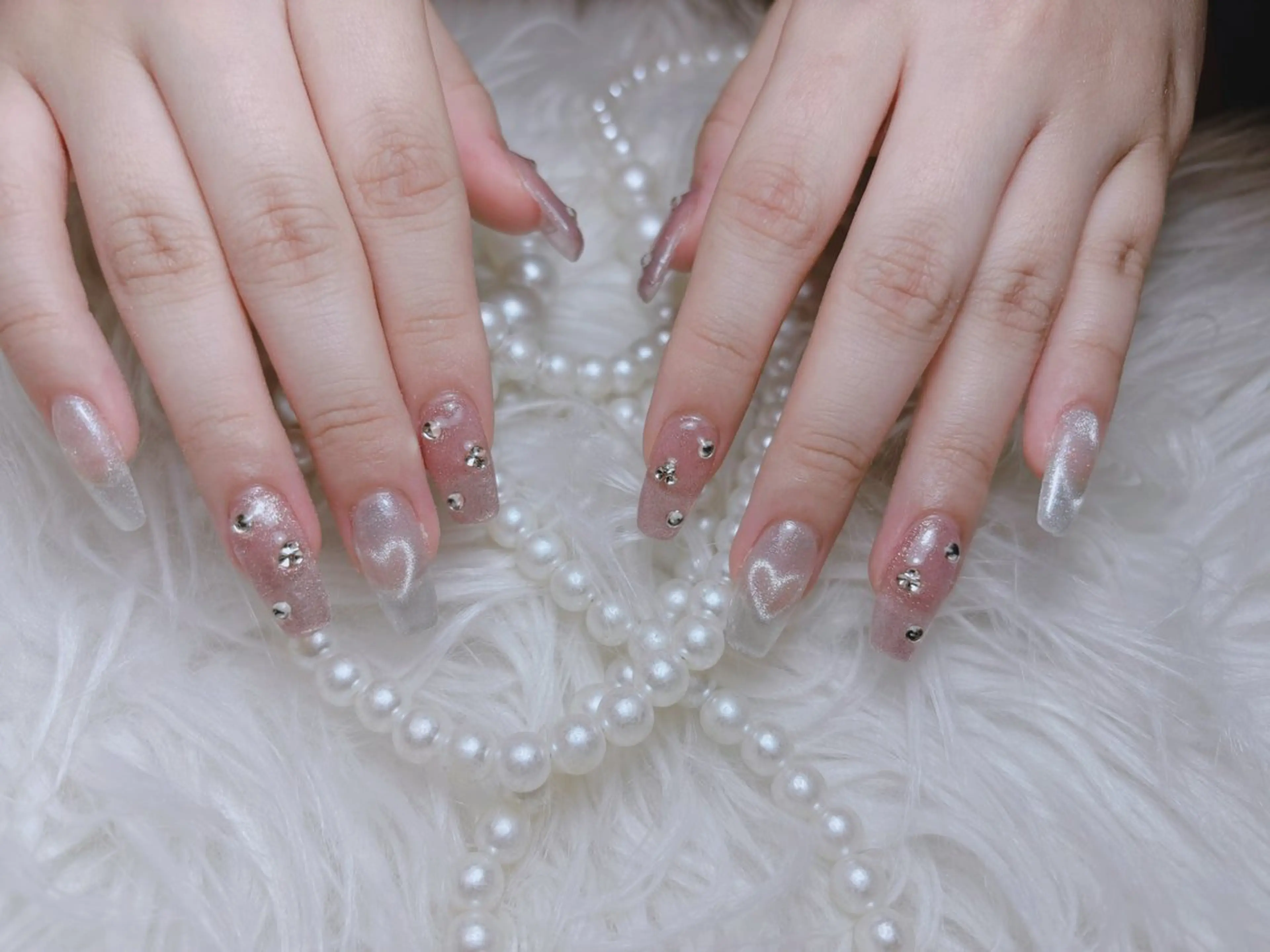 ネイル H3 Nail Tsuki🦋💙のネイルデザイン