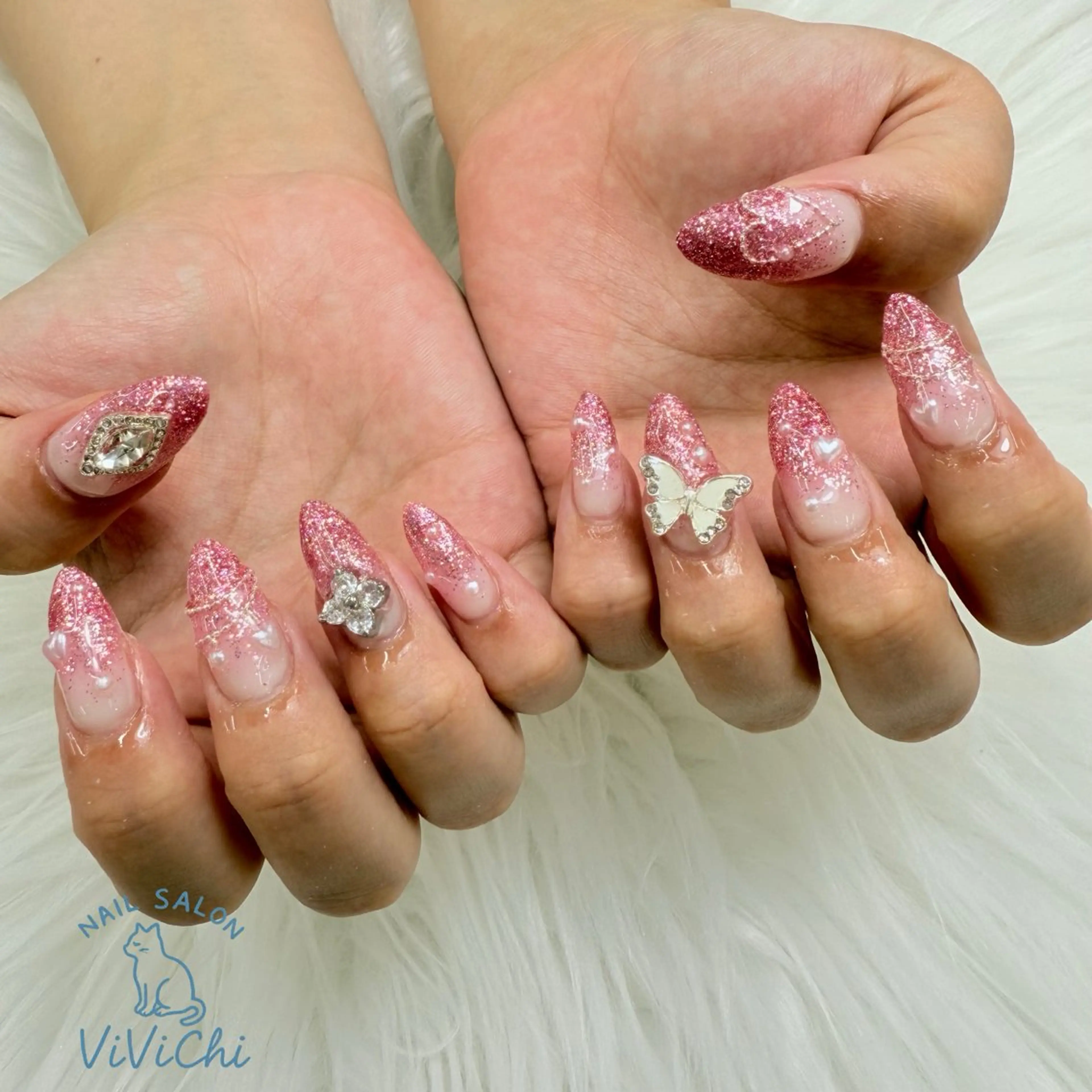 ネイル NAILSALON ViViChi所属・ViViChi 梨帆のネイルデザイン