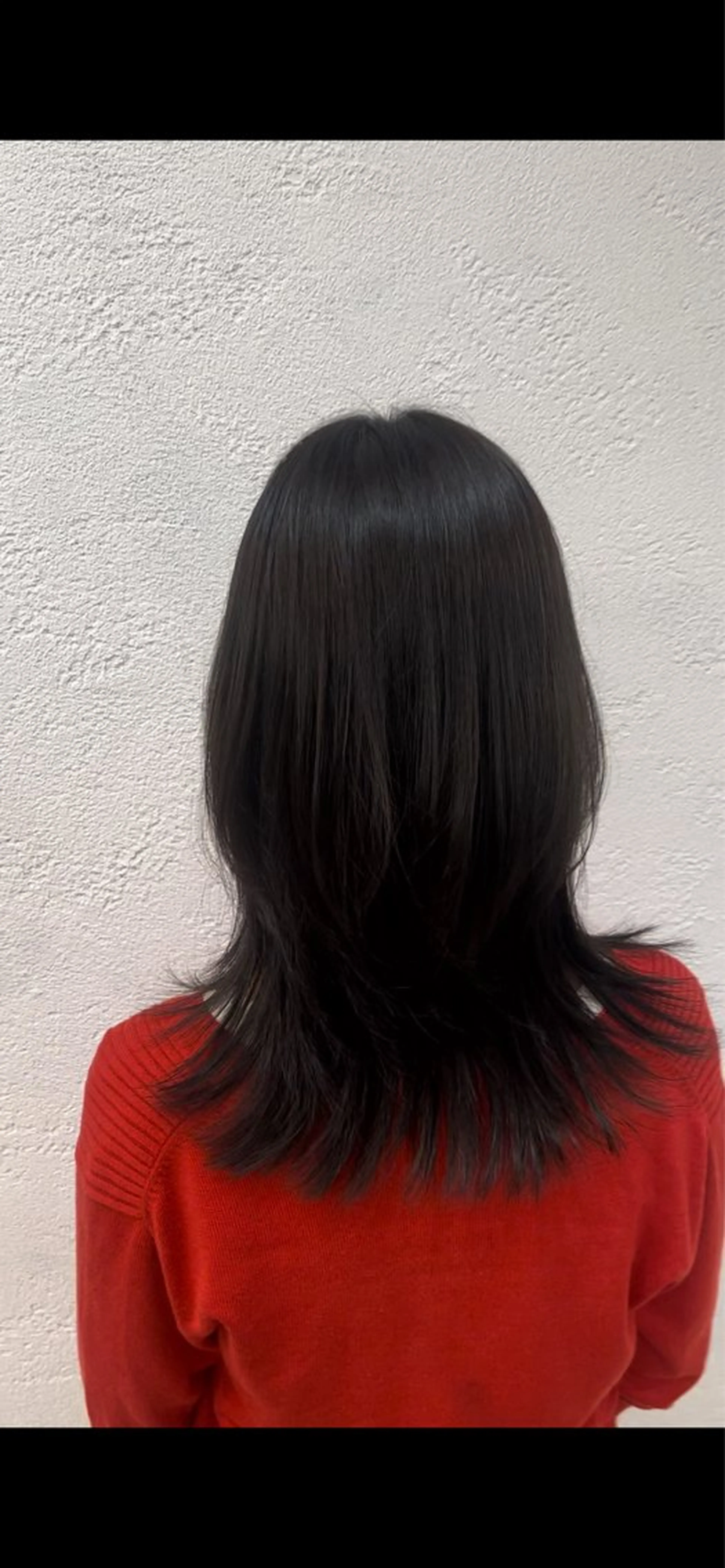 セミロング 山本 梨華のヘアスタイル