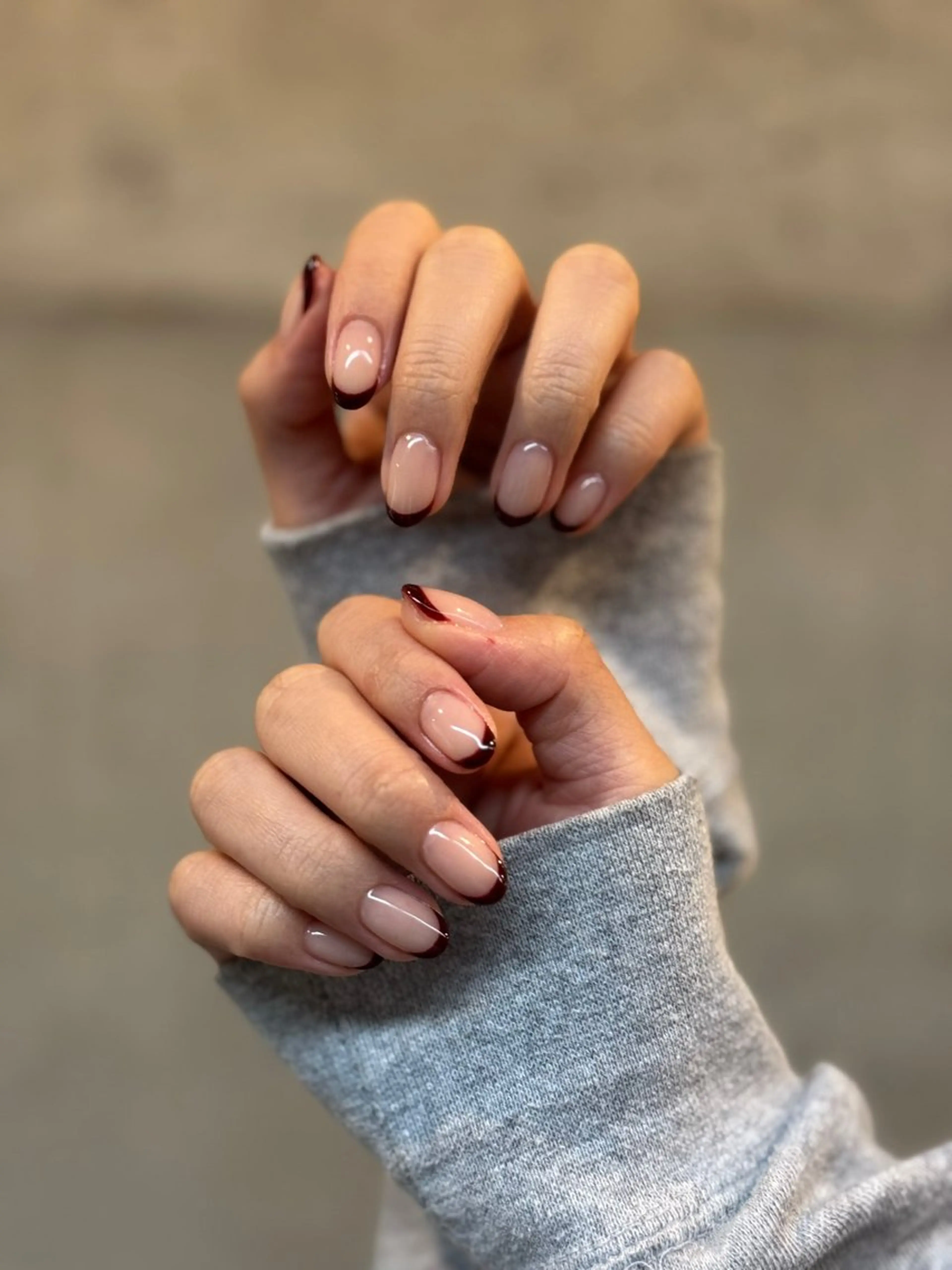 フレンチネイルの練習モデルですの写真