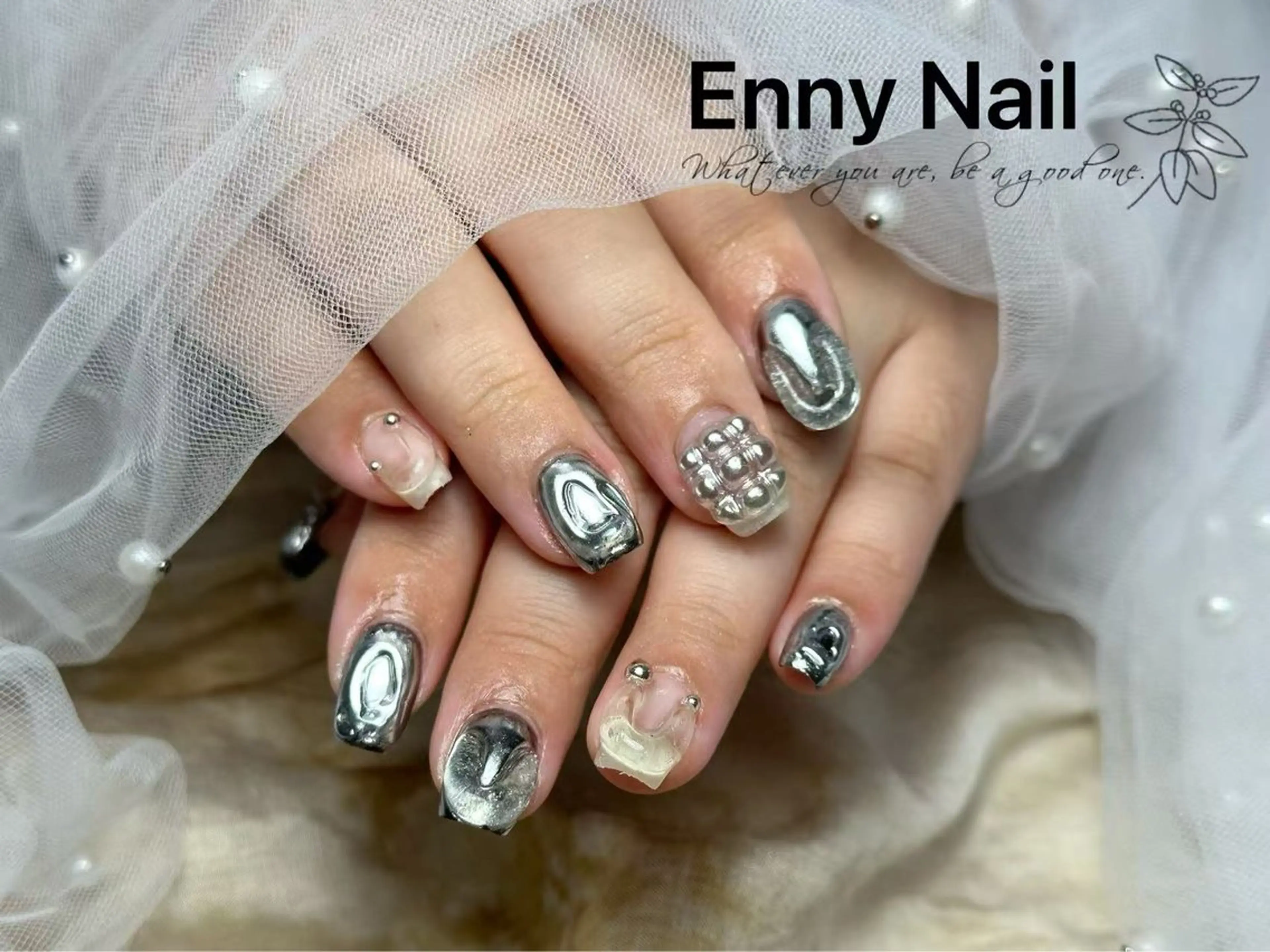 ネイル チークネイル フットネイル フレンチネイル ジェルネイル ガラスフレンチ Nailsalon Ennyのネイルデザイン