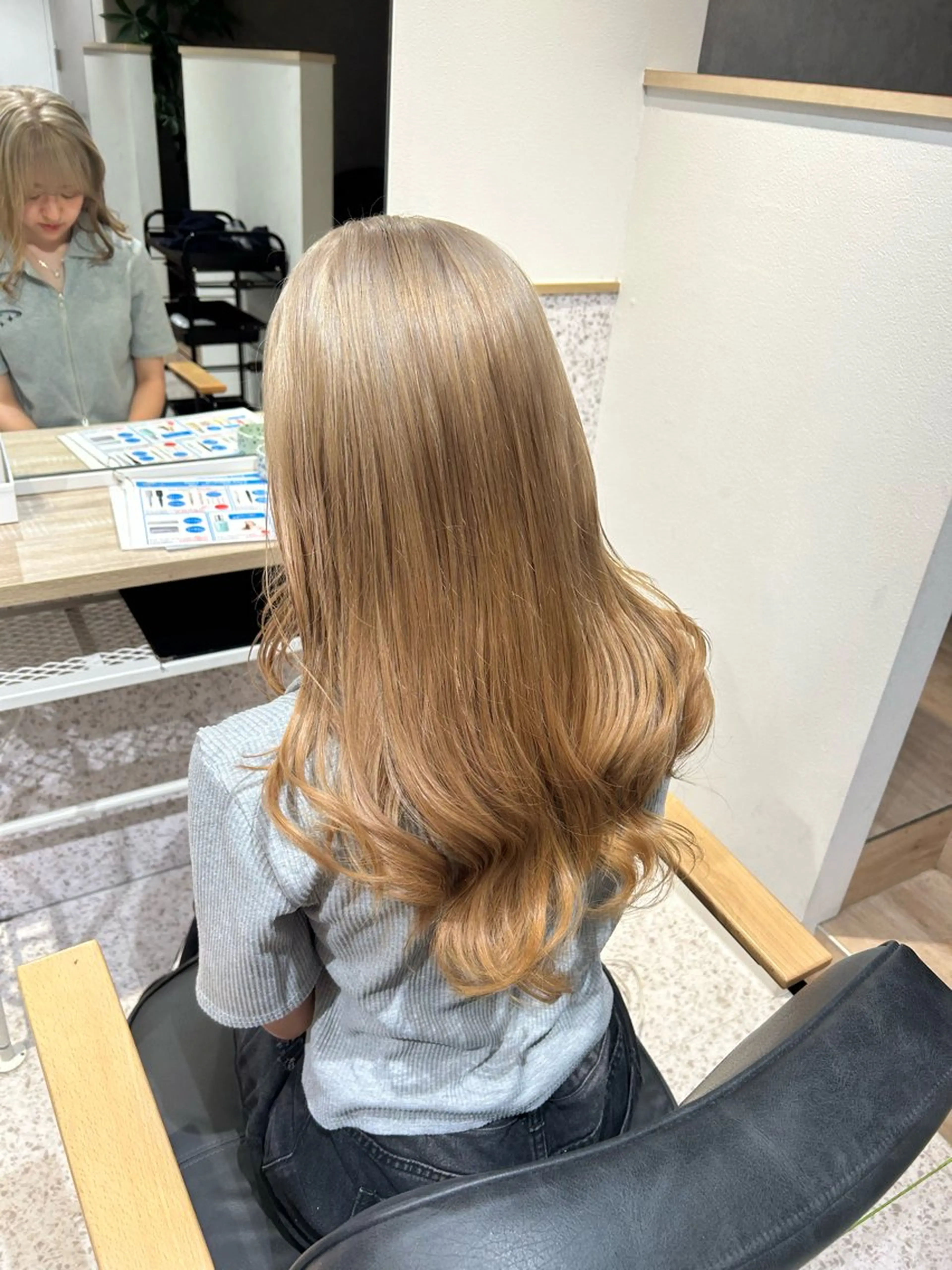 カラー ヘアカラー ♡ハイトーン★ ネイル/しの♡のヘアスタイル