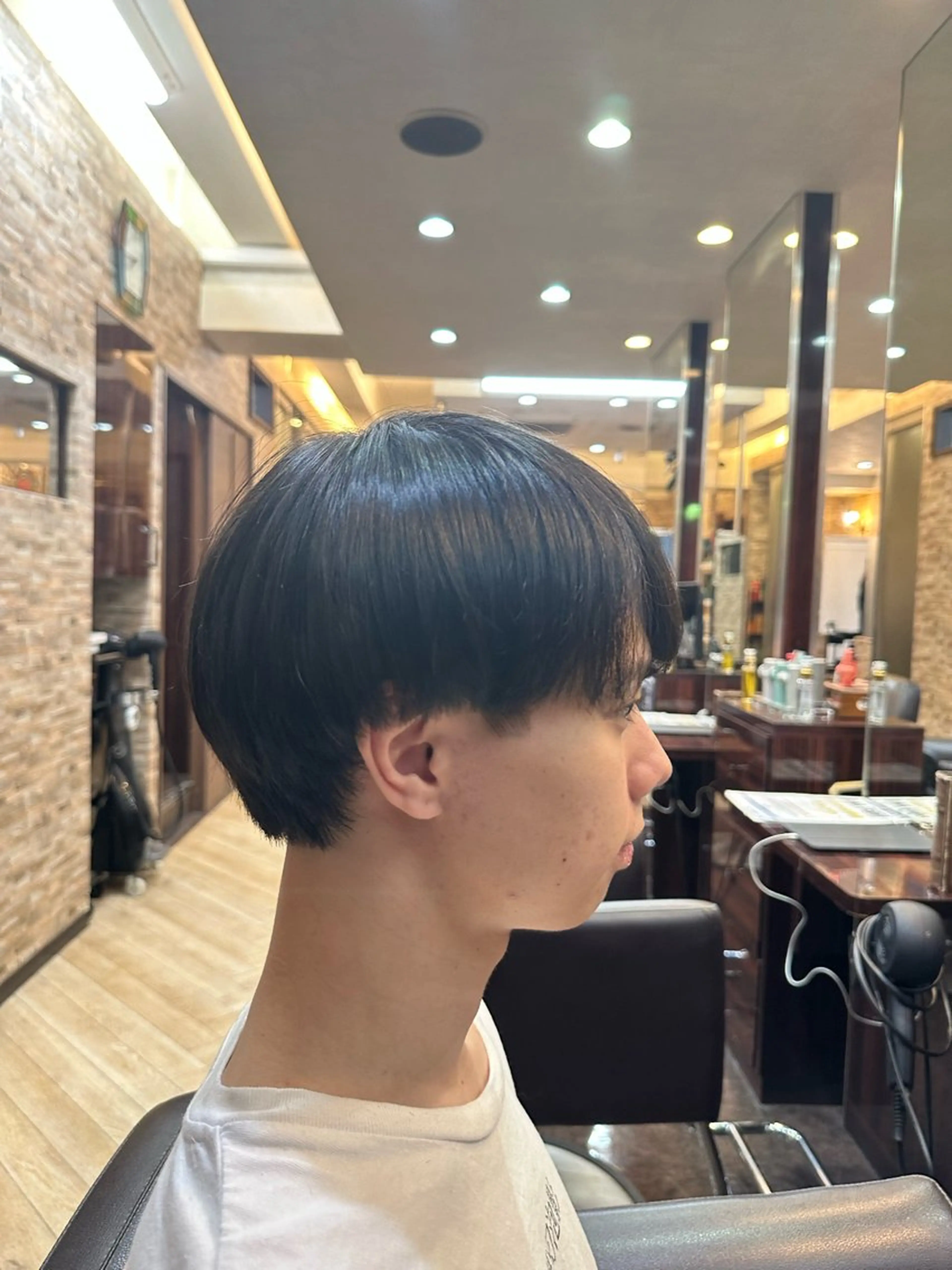メンズ センターパート メンズ韓国風 韓国マッシュ マッシュウルフ マッシュ 縮毛矯正&髪質改善/ きょうの🐺のヘアスタイル