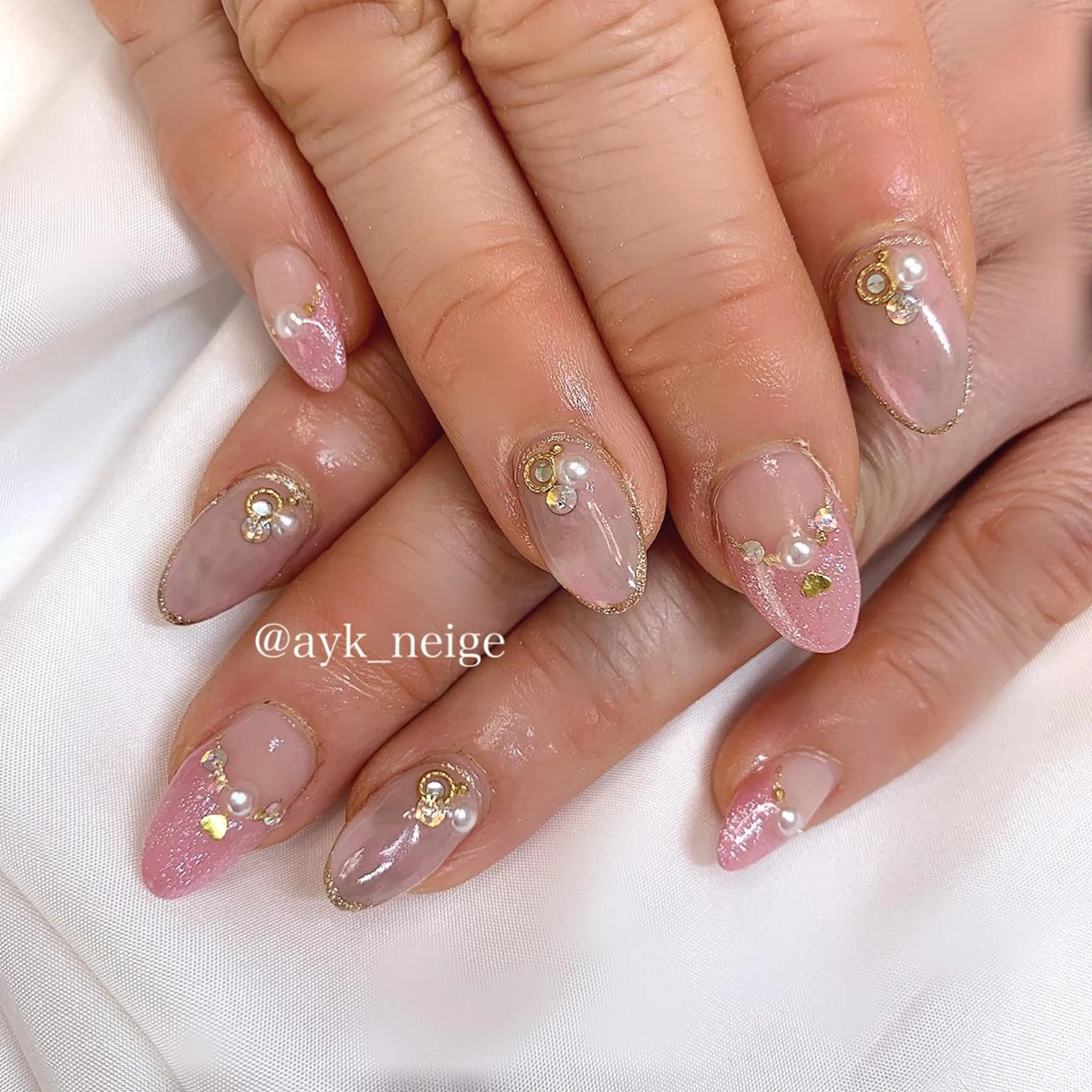 ネイル フレンチネイル ハート 韓国ネイル 春ネイル n'eige nail所属・大谷 綾香のネイルデザイン