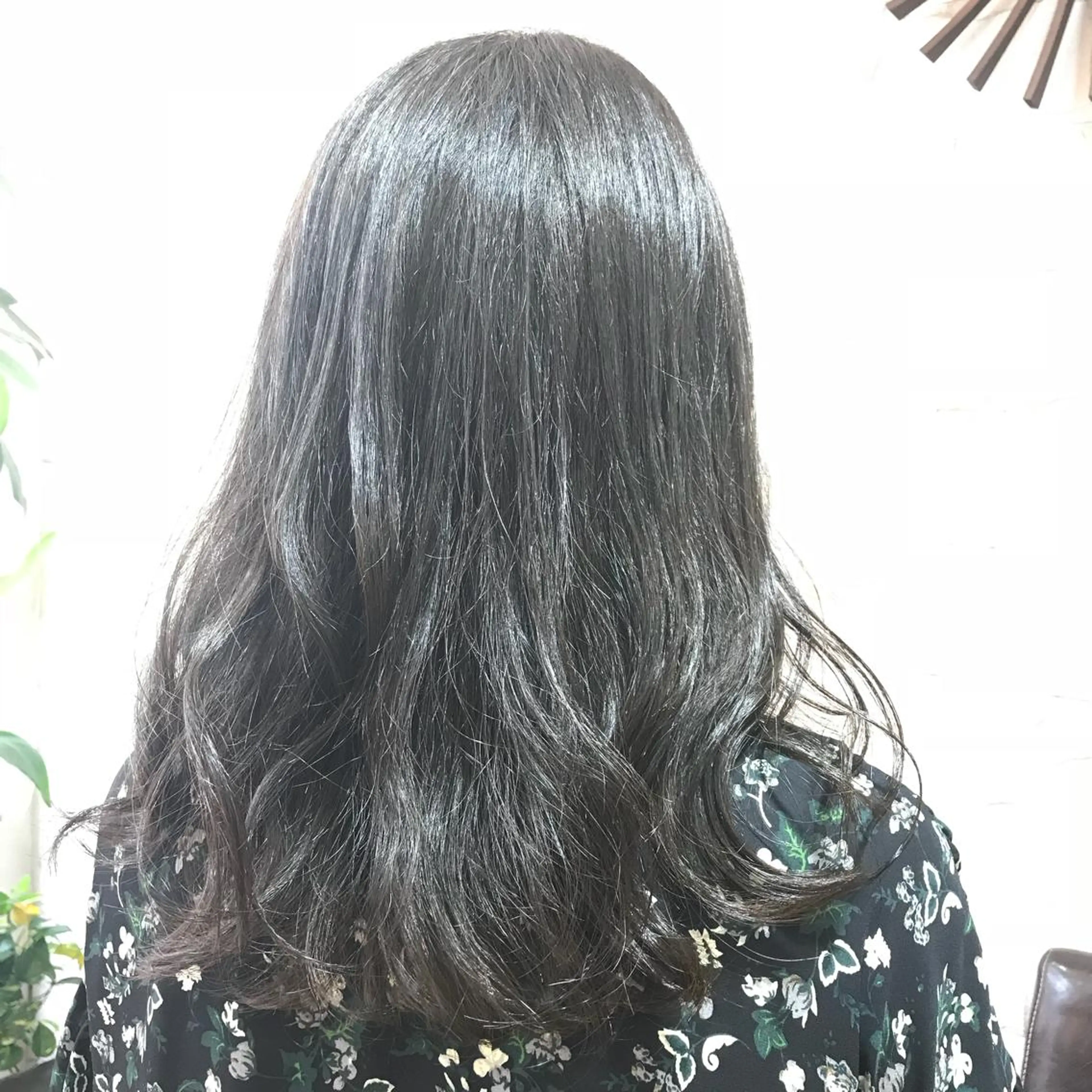 セミロング カラー 🥛洒落髪小顔cut なら龍崎🥛のヘアスタイル