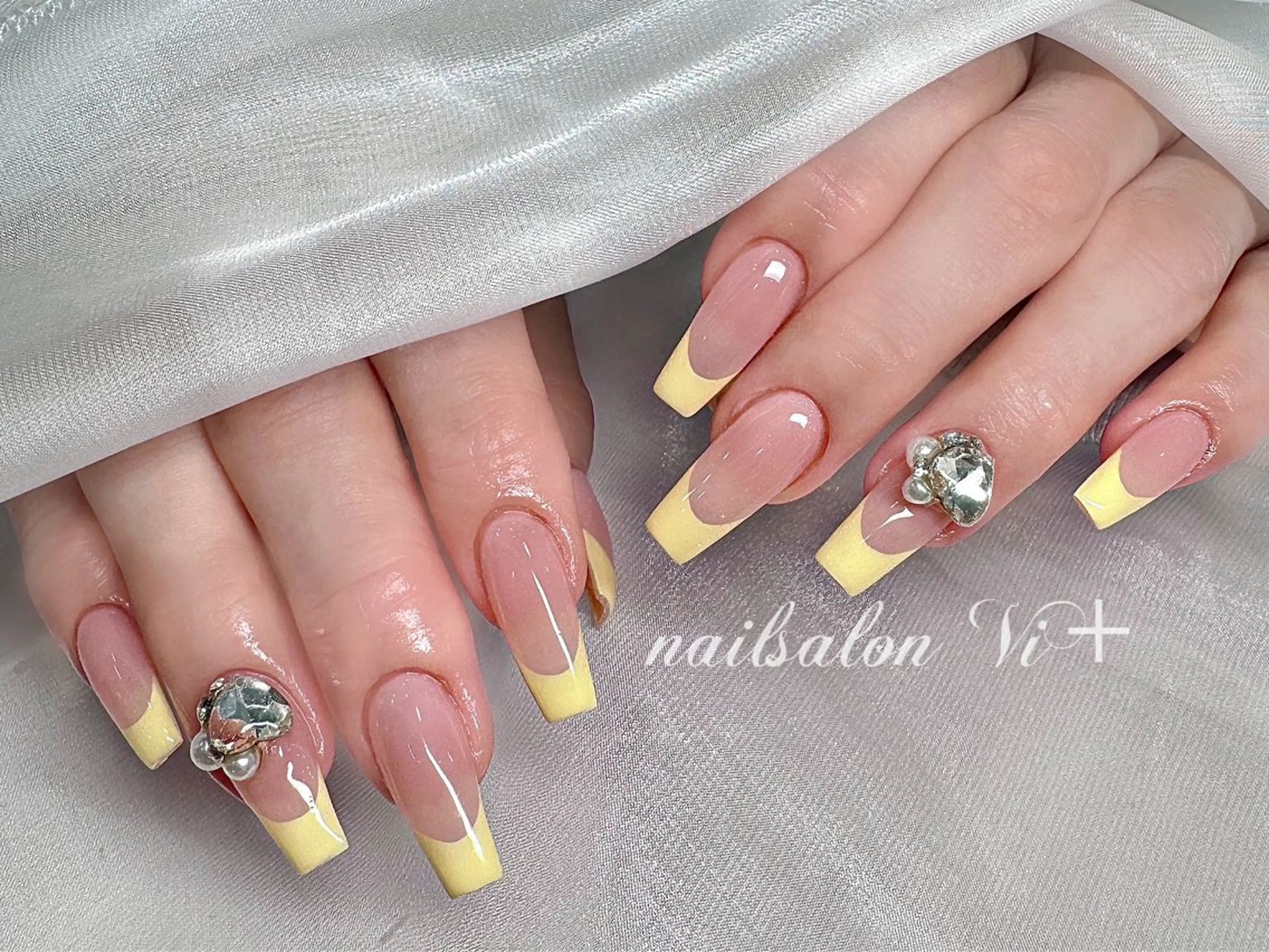 ネイル ハンドネイル ✨Nailsalon Vi+✨のネイルデザイン
