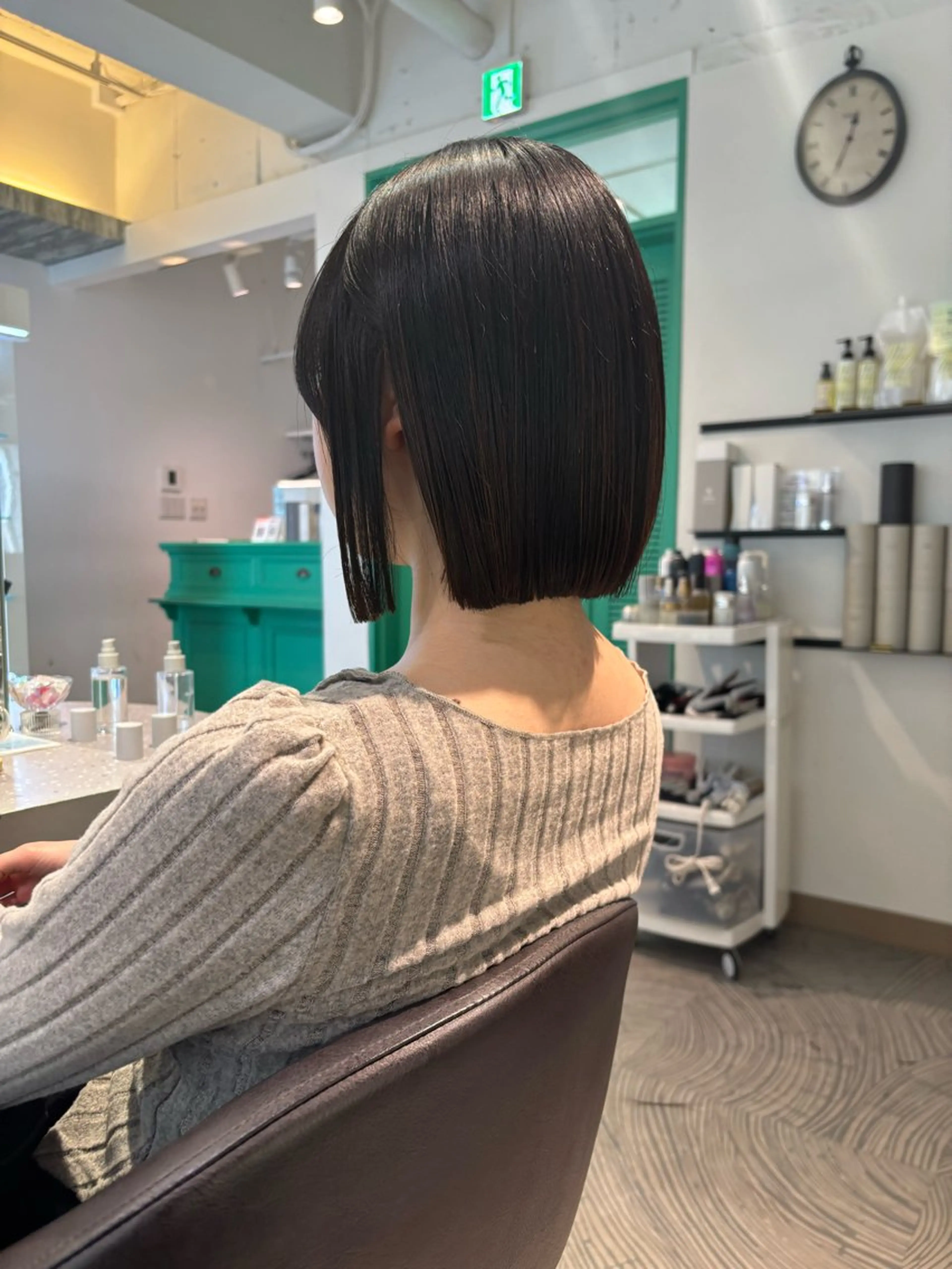 ショート 切りっぱなしボブ ボブ ボブぷる艶🌈 艶髪矯正✨遠藤龍雅のヘアスタイル