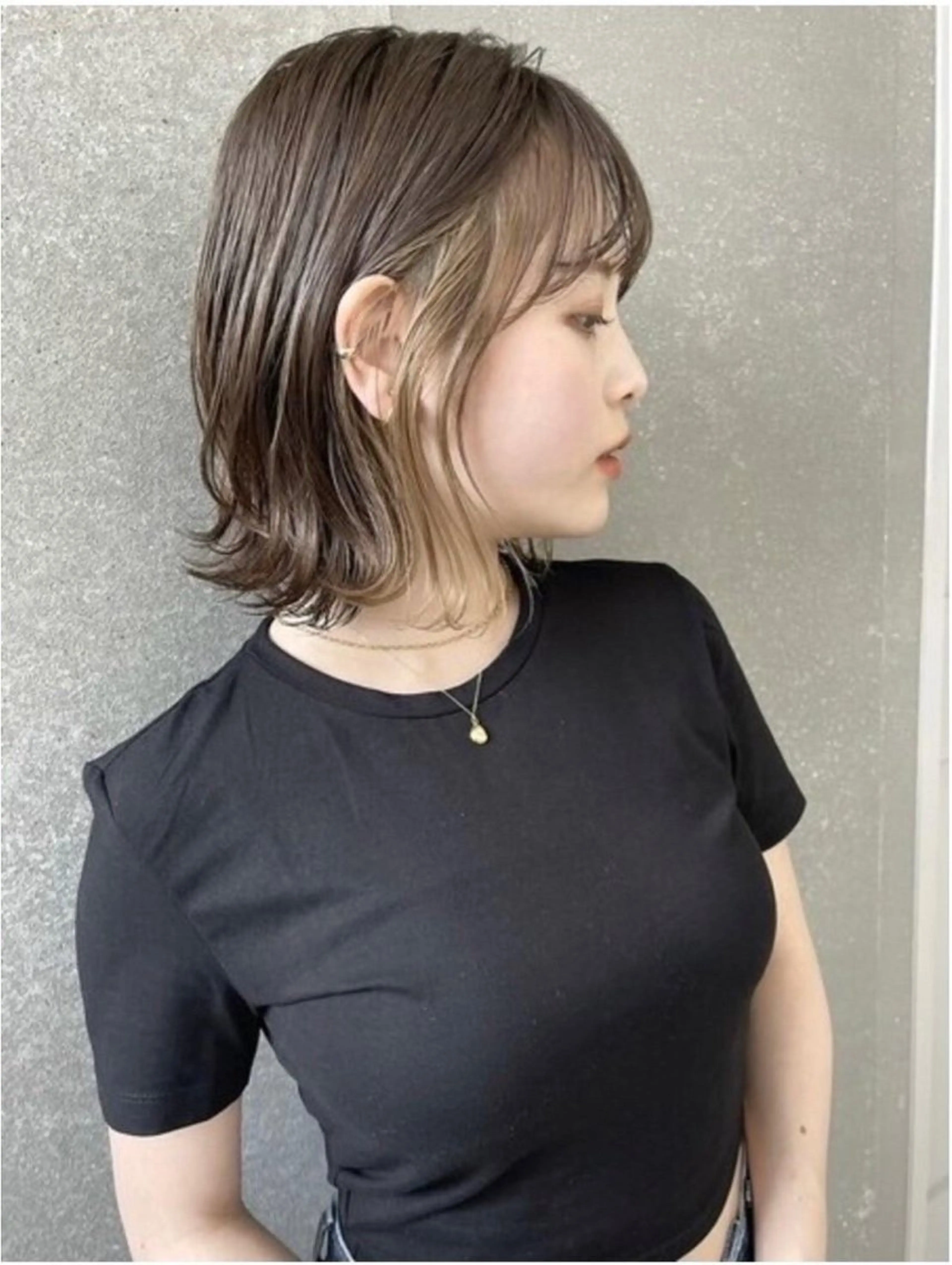 ショート カラー 透明感カラー🤎 中川智帆のヘアスタイル