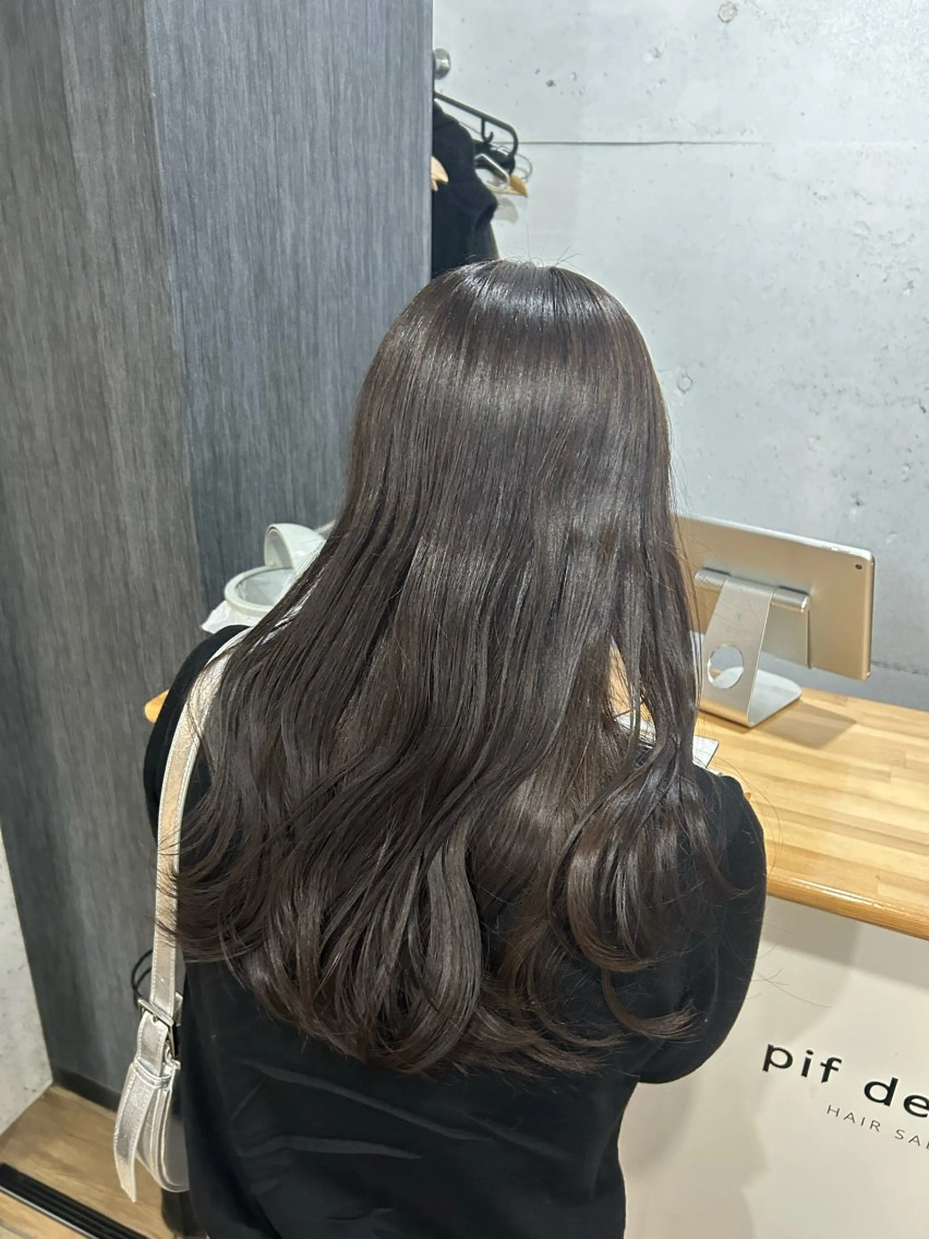 カラー pifdesign /manamiのヘアスタイル