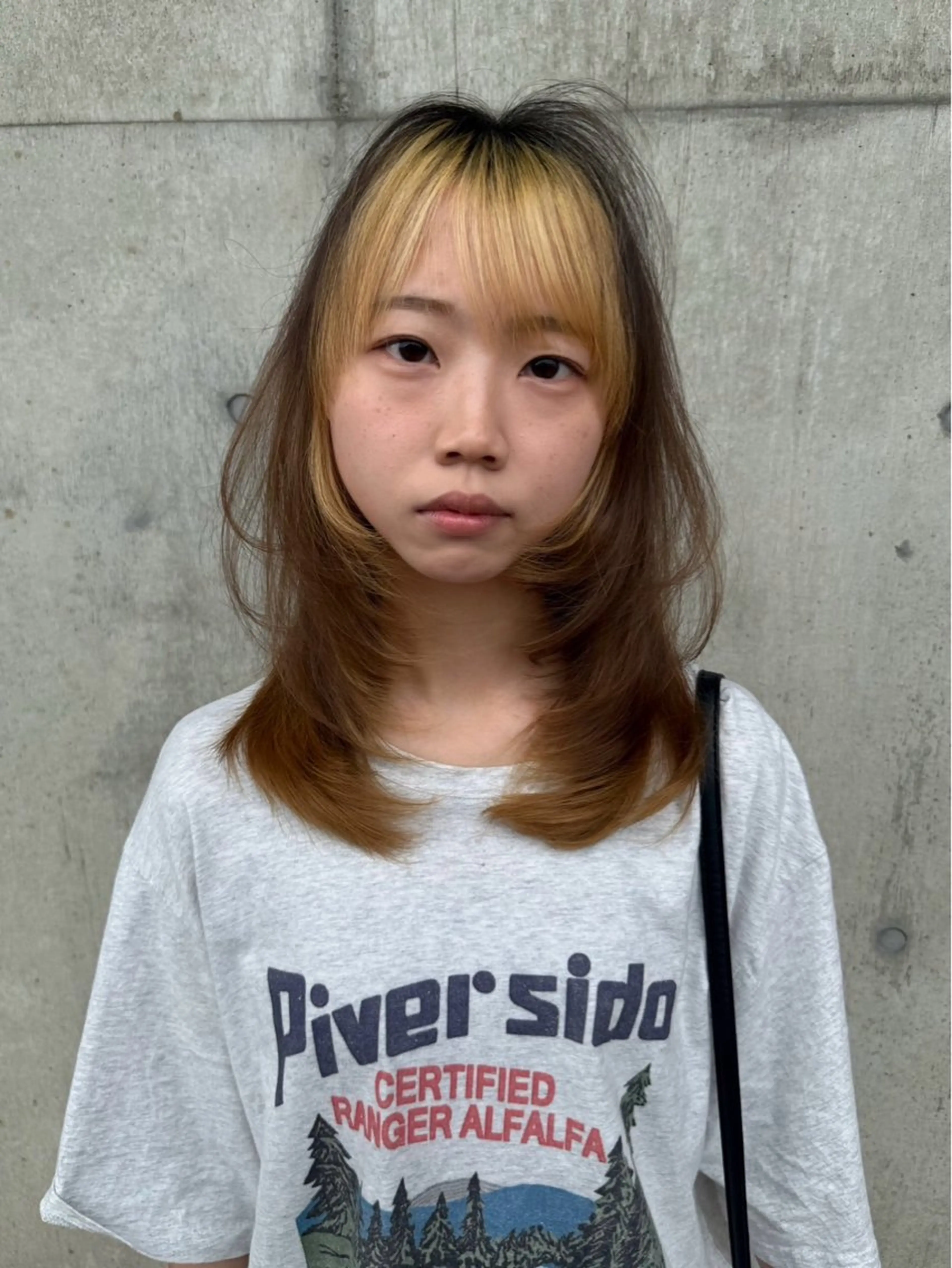 【ご新規様限定🌷】顔周り、耳周り/インナーカラー（ブリーチ込み）+オージュアクイックトリートメント+ブロー🌺の写真