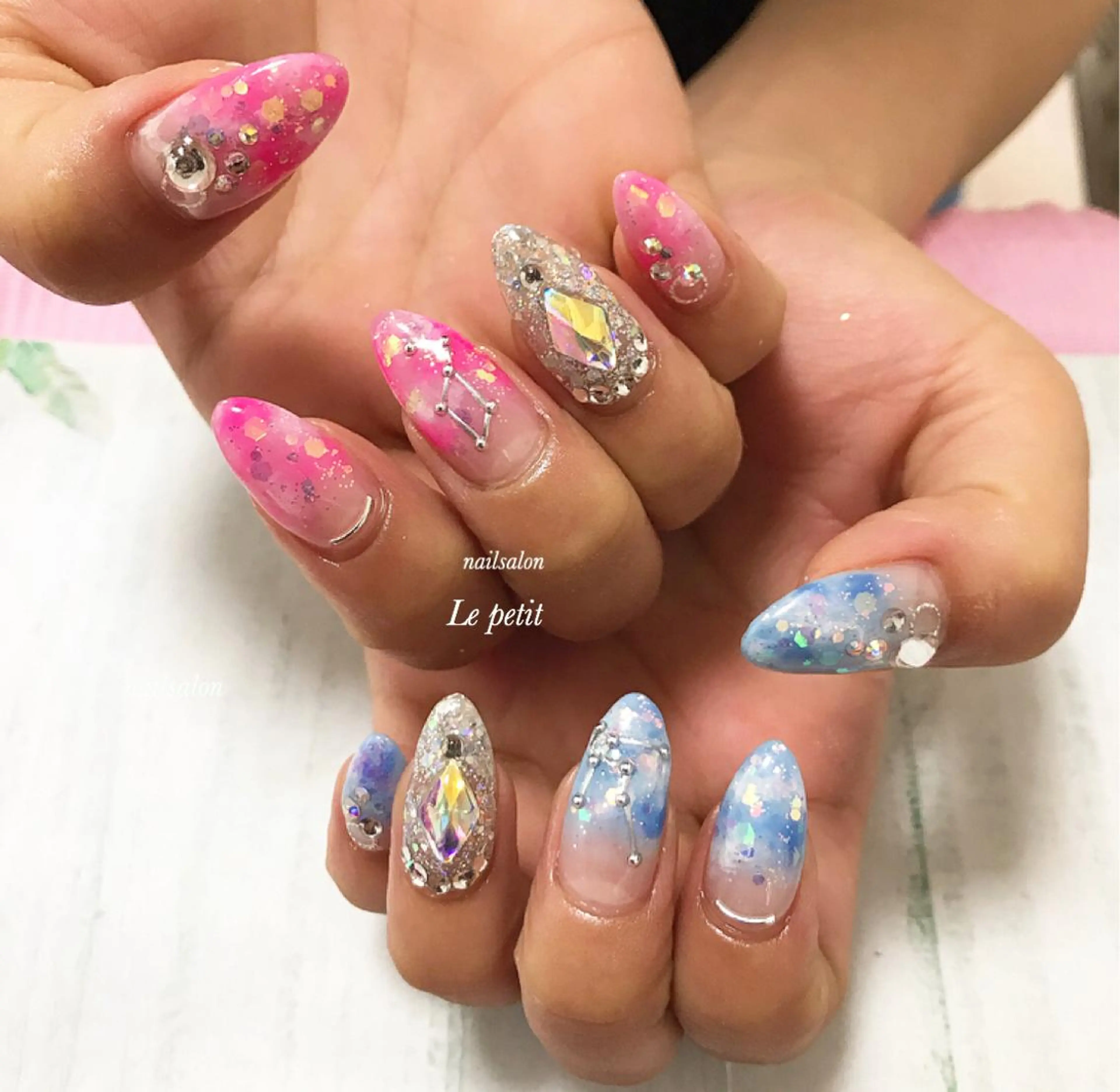 ネイル 石野 広佳のネイルデザイン