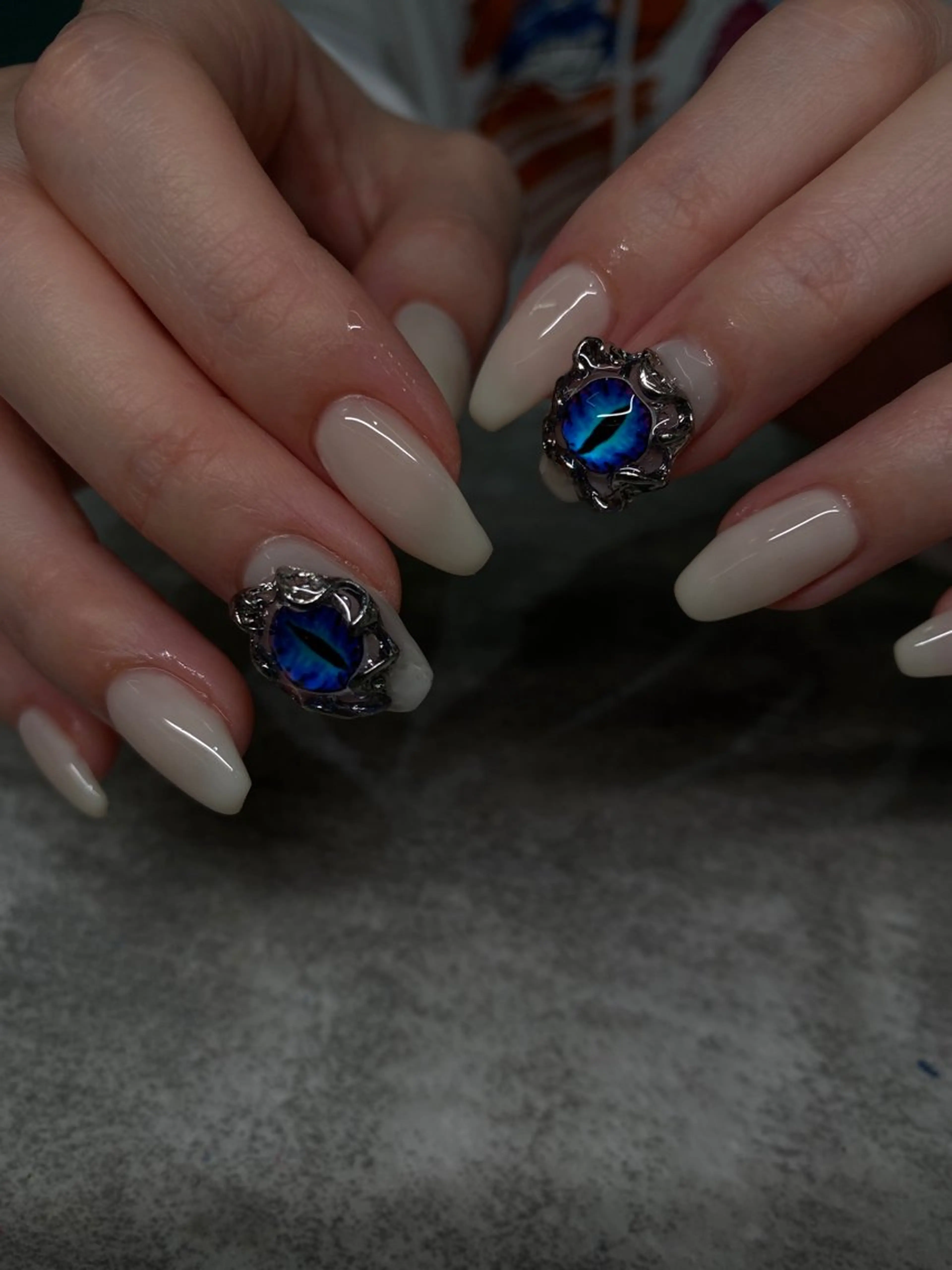 ネイル ハンドネイル isobe yuiのネイルデザイン