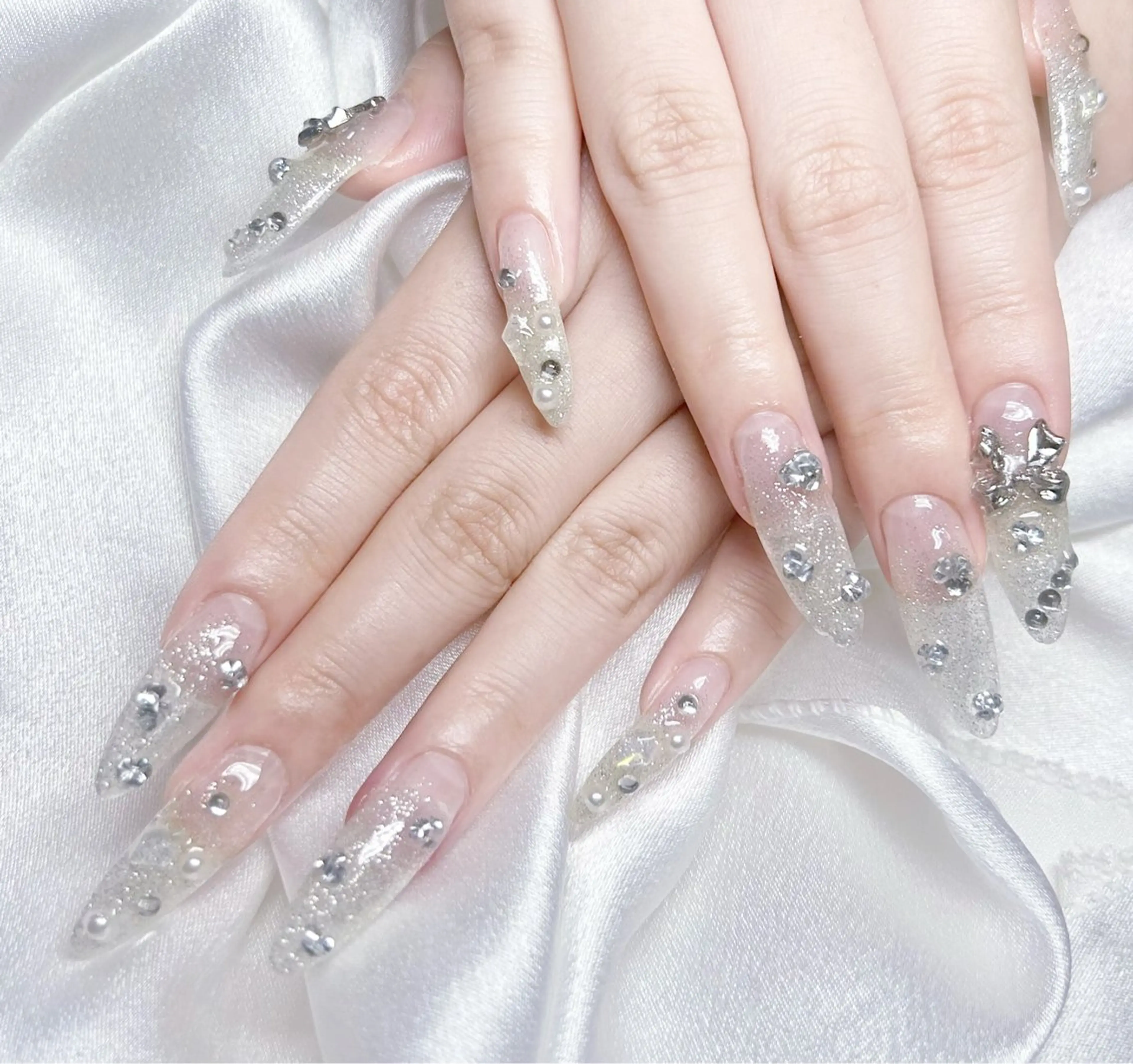 ネイル ハンドネイル コウ ヨウのネイルデザイン