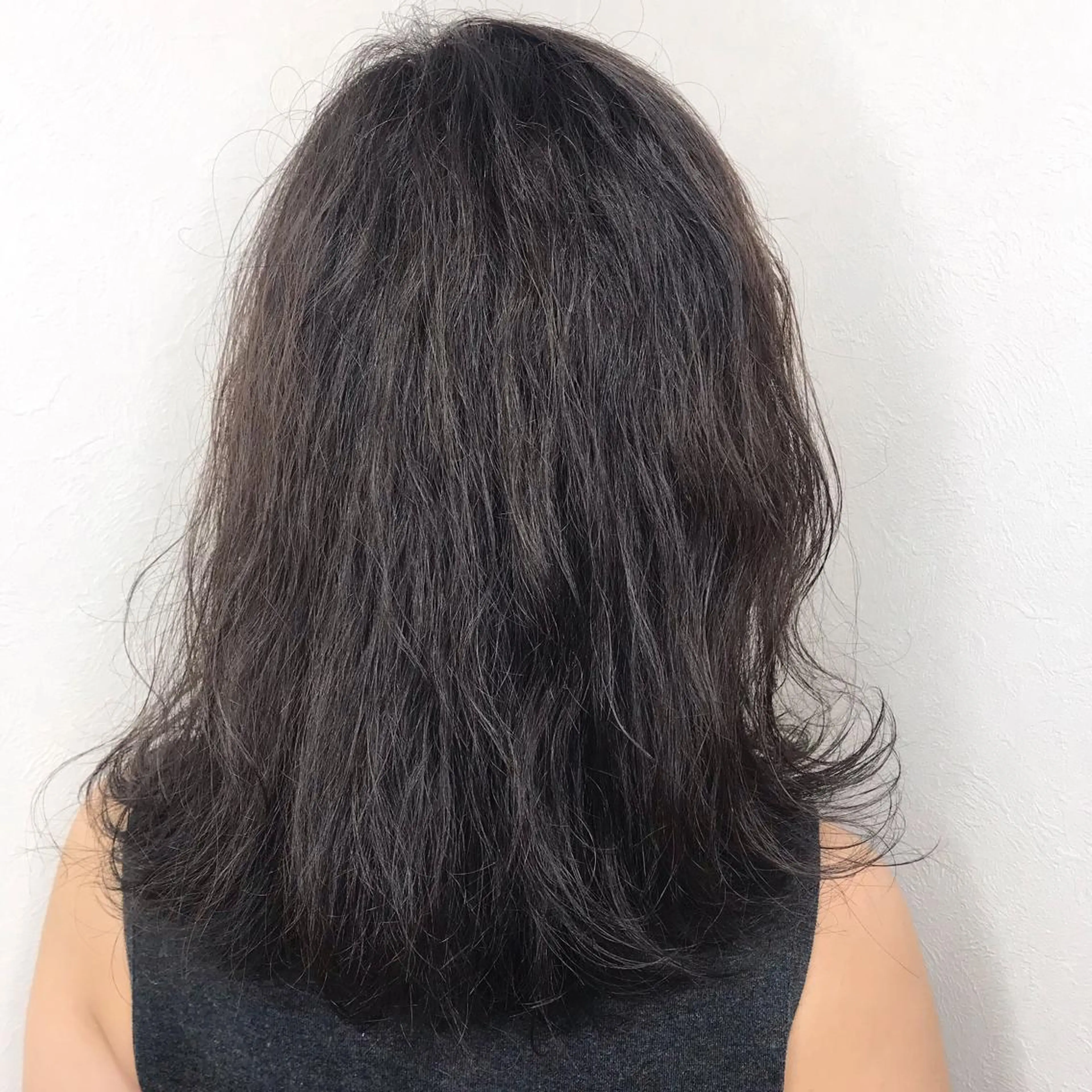 ミディアム カラー グレージュ ミント ヘアカラー 柴田 祐輔のヘアスタイル