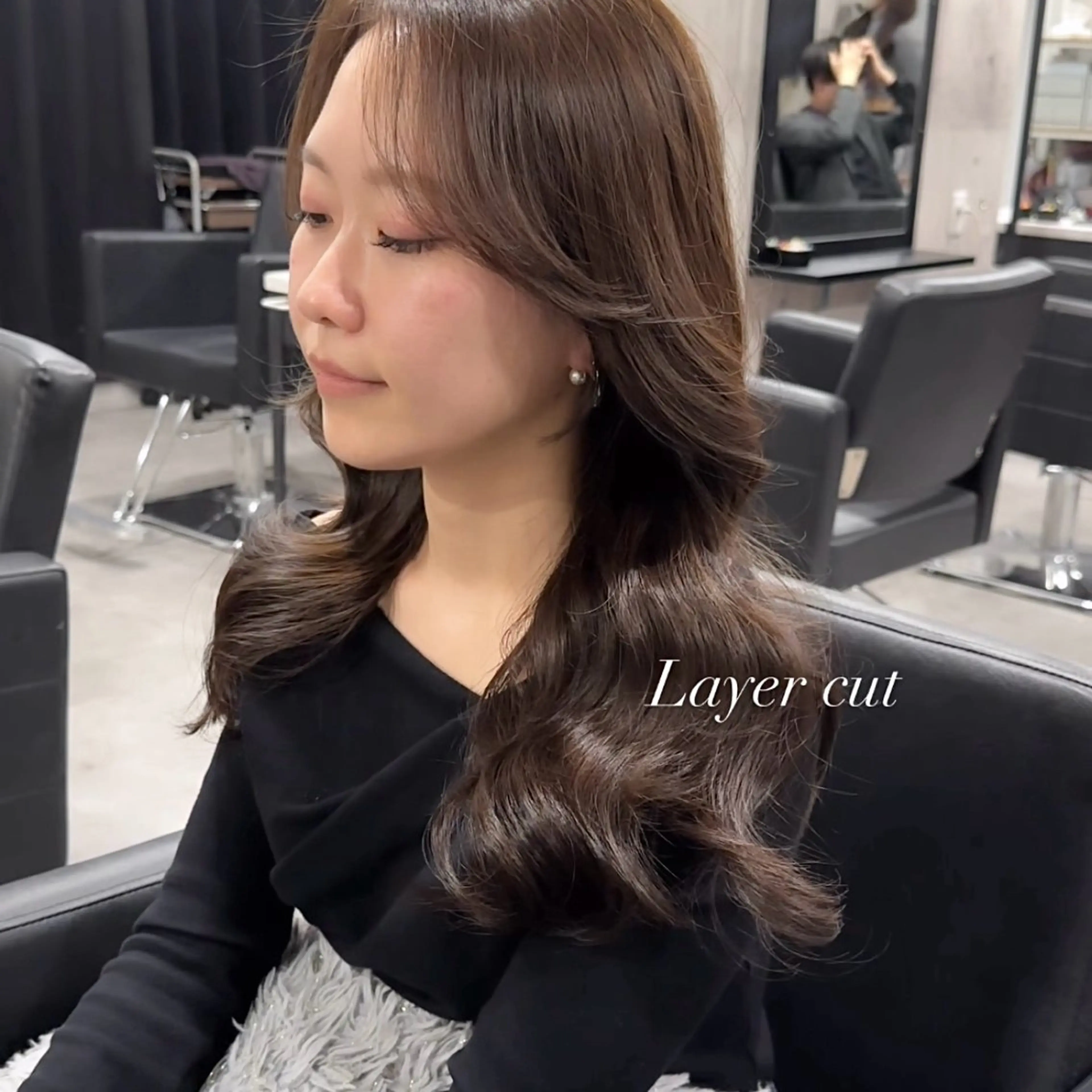 ロング カラー 髪質改善 韓国風ヘア レイヤーカット トリートメント _WHITE +南海難波所属・YUMI YUMIのヘアスタイル