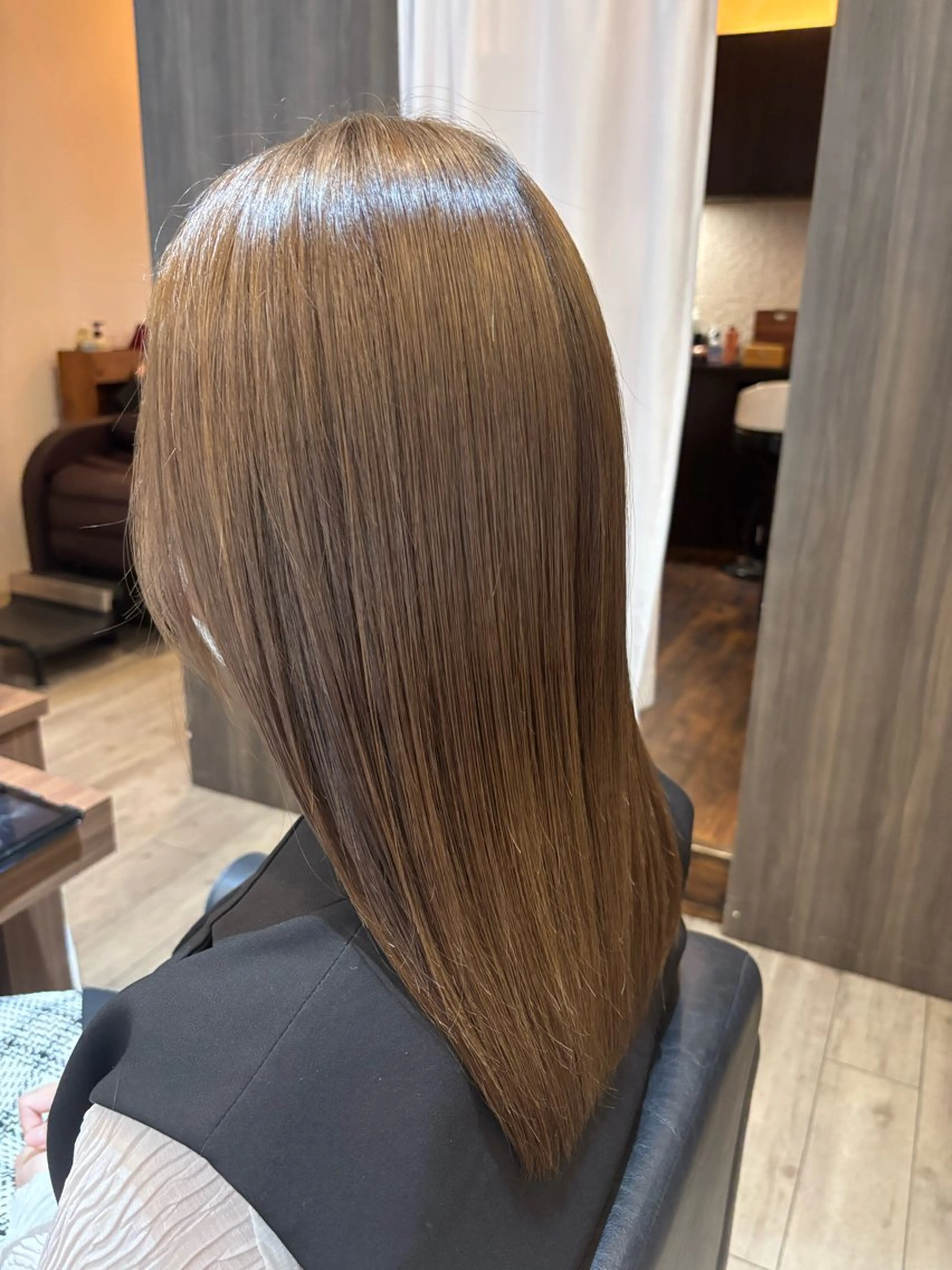 髪質改善カラー＋Oggiottoトリートメントの写真