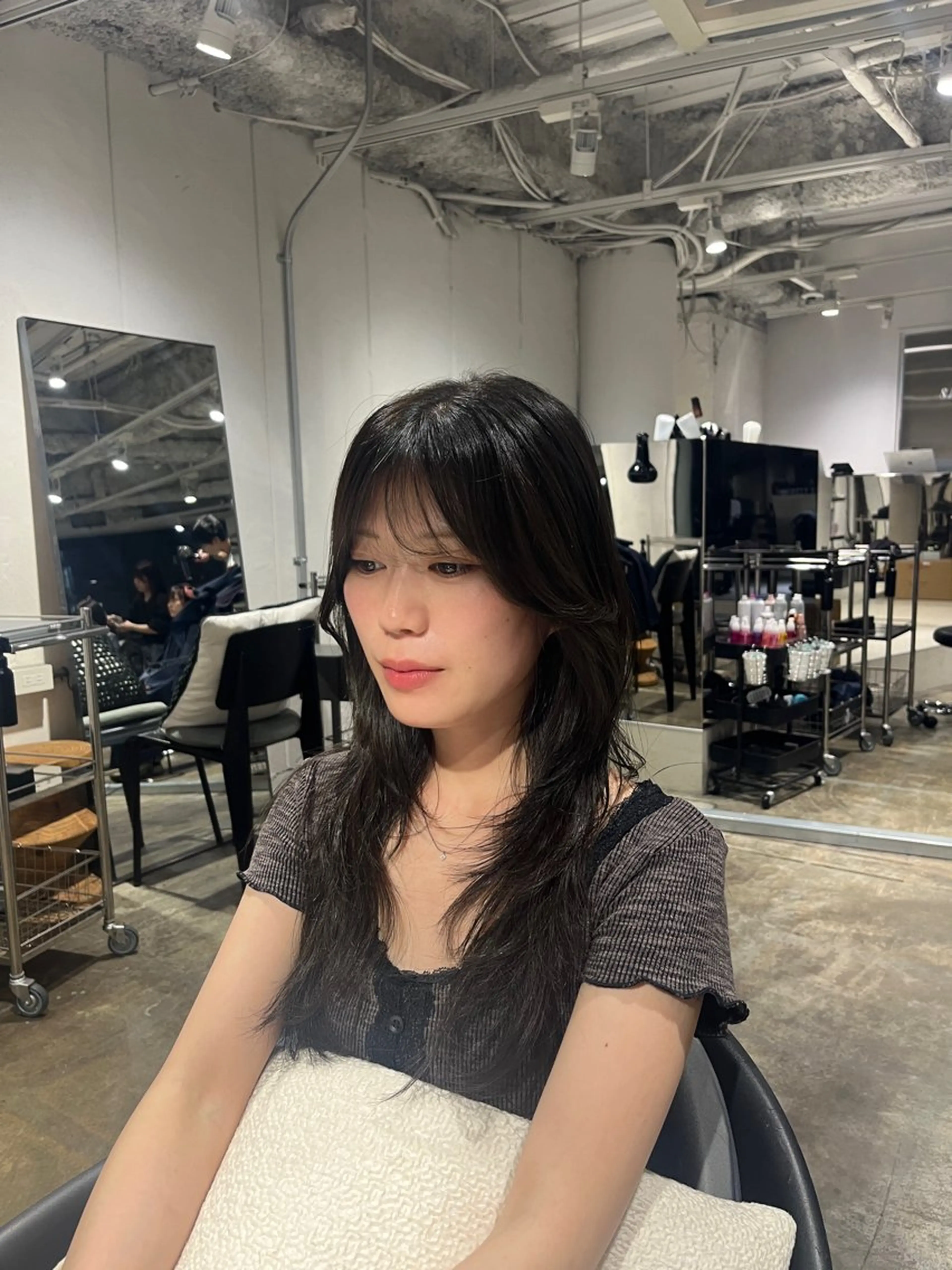 ロング Shion/ レイヤー/髪質改善のヘアスタイル