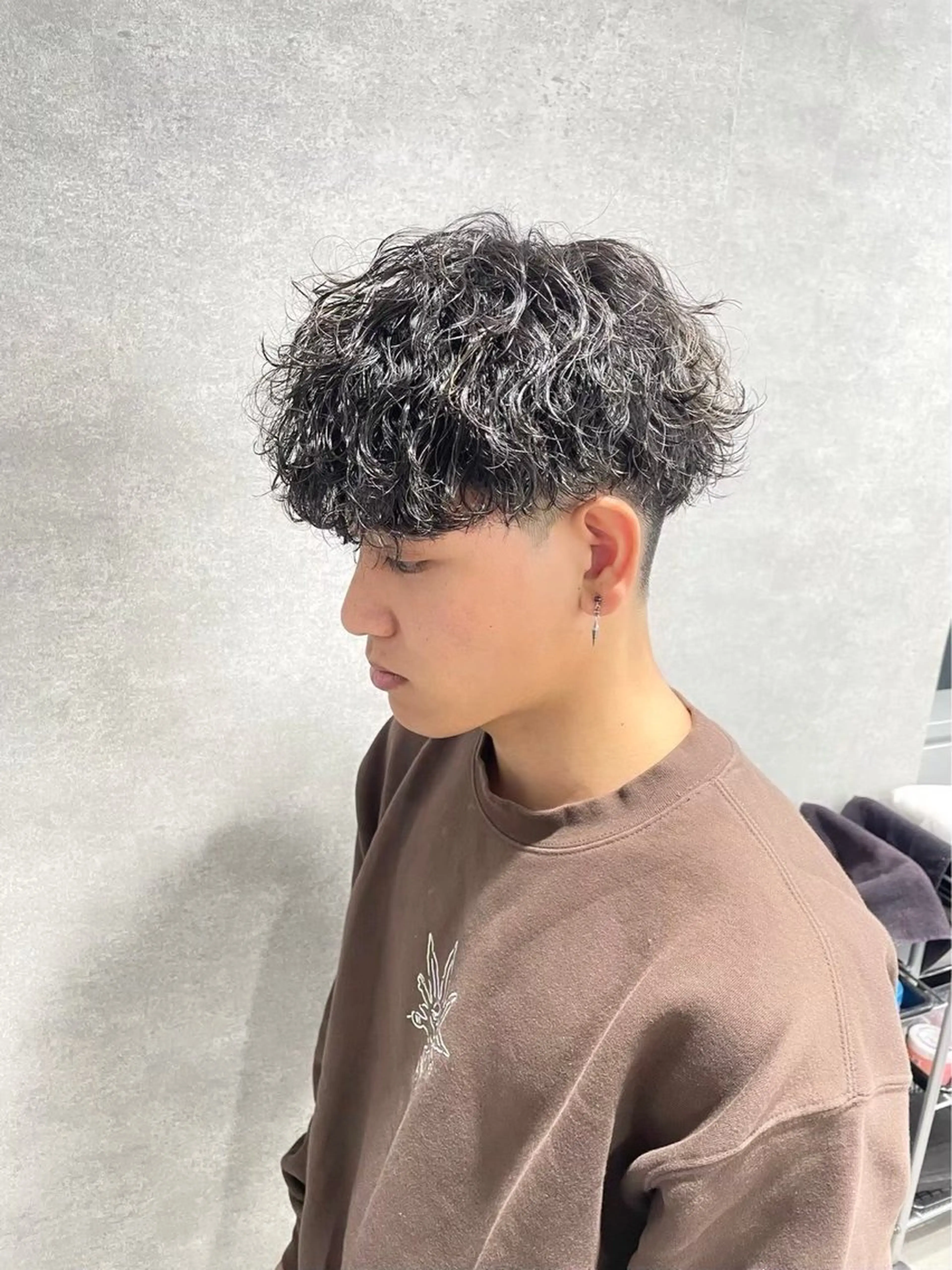 パーマ メンズ 女子ウケNo.1メン ズヘアー流行先端🌈のヘアスタイル