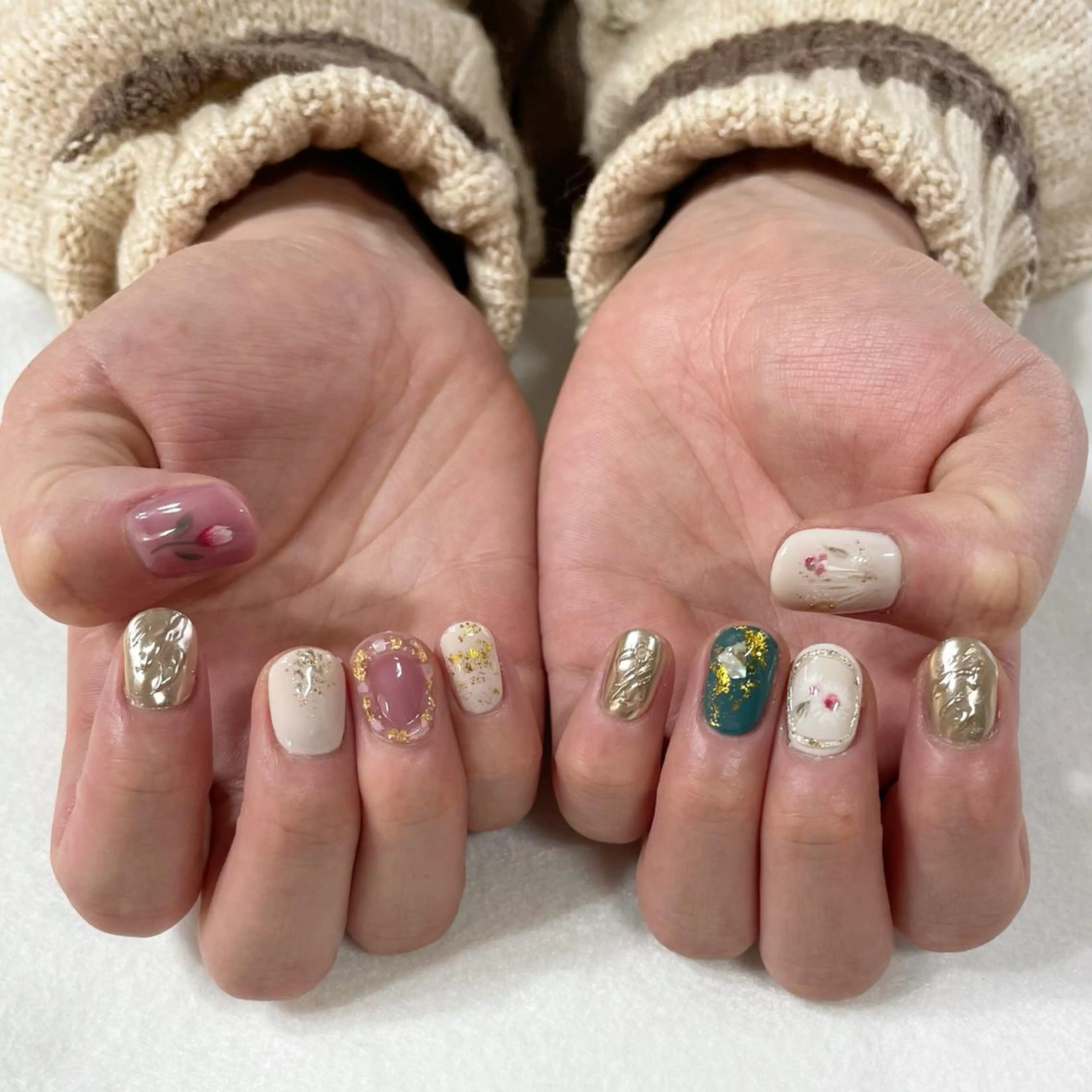 ネイル ジェルネイル 東 千夏のネイルデザイン