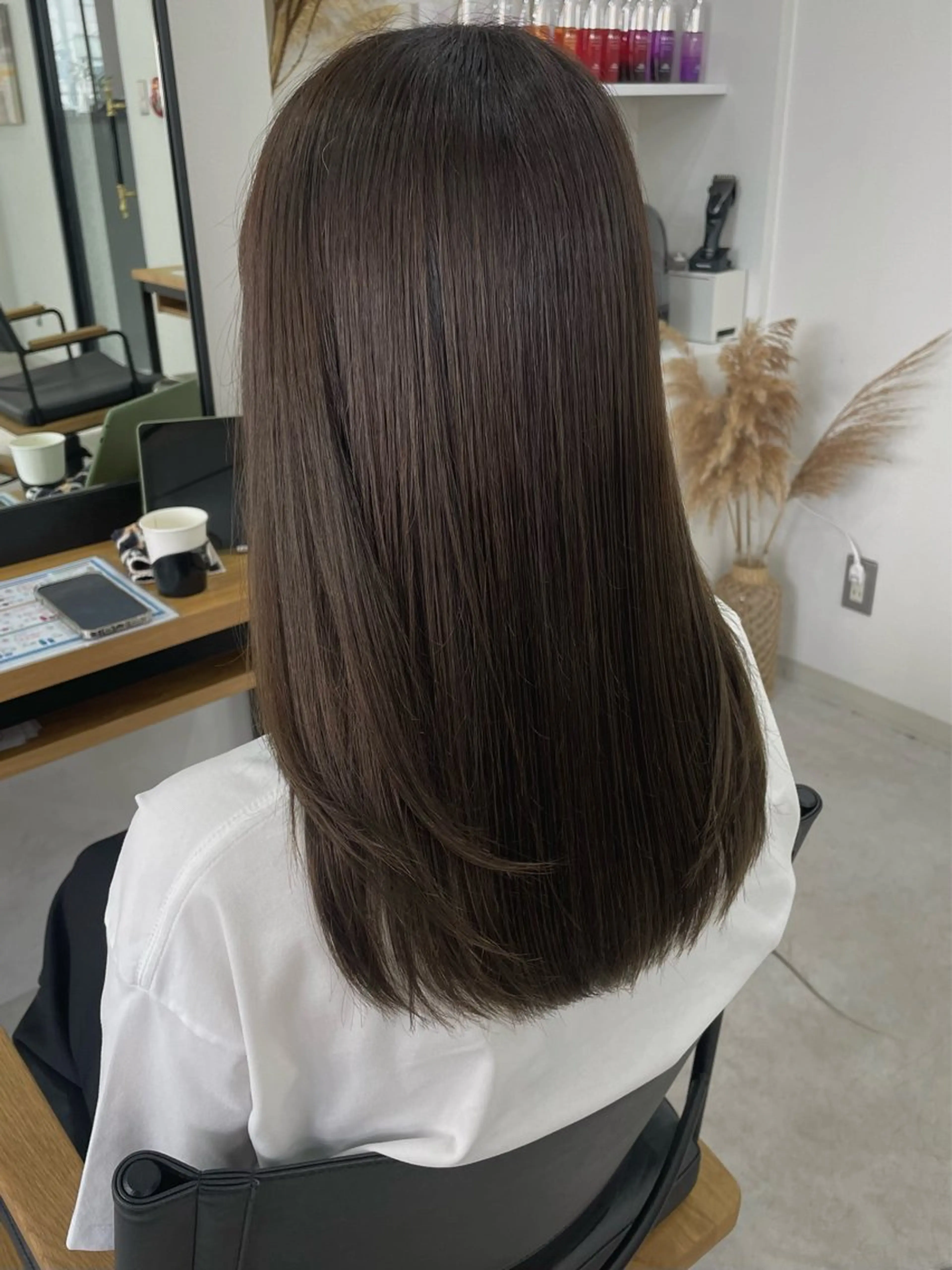 ロング カラー Mina/岡山/矯正 ブリーチ/レイヤーのヘアスタイル